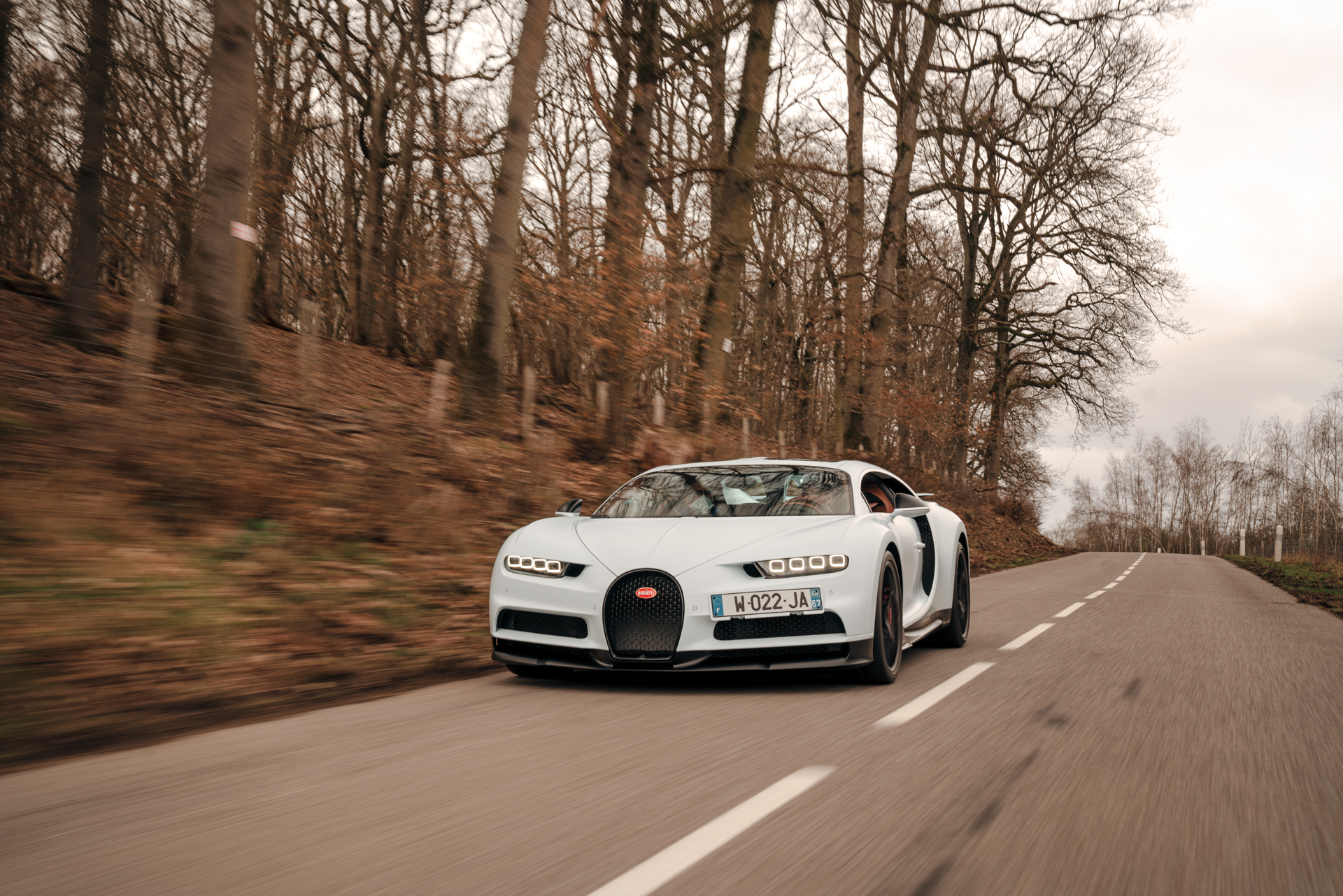 Bugatti Chiron Sport, Chiron Pur Sport Get Together To Stun Customers During Paris Drive Event