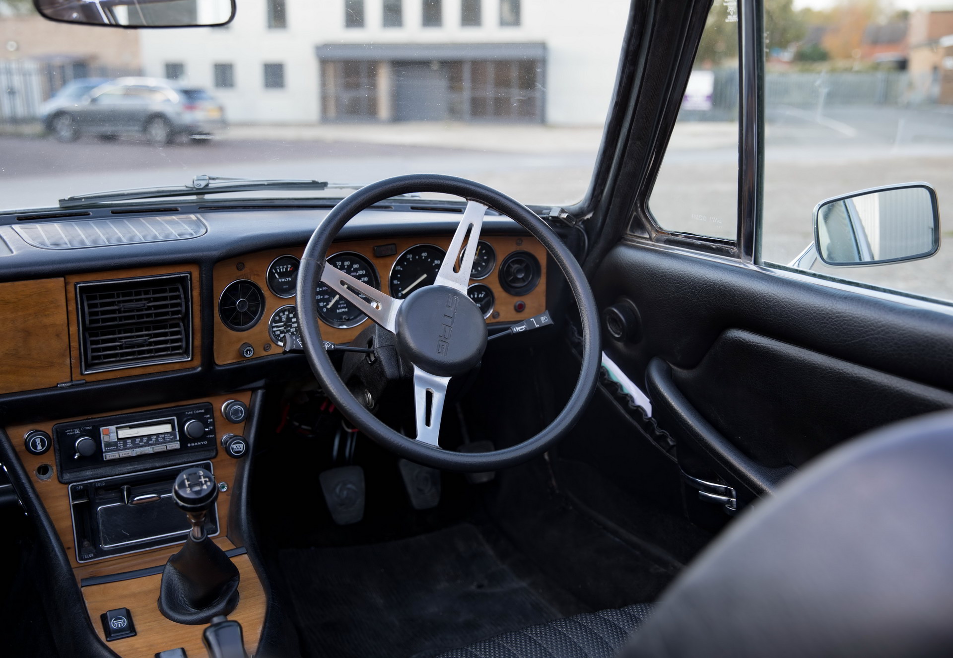 British Firm Makes 1976 Triumph Stag And 1957 Morgan 4/4 Go Electric