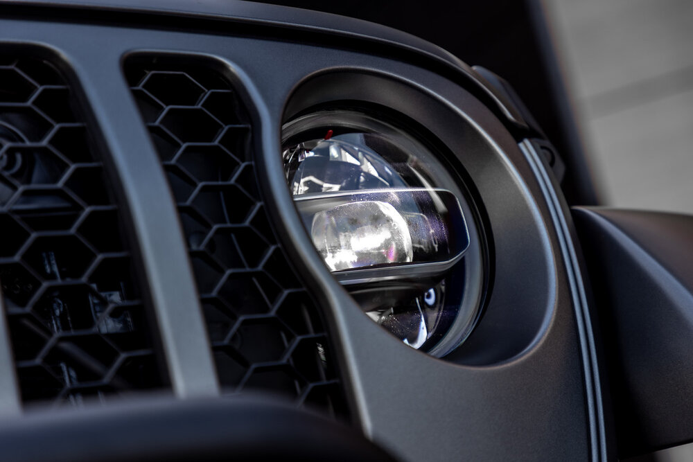 Can’t Afford A Mercedes G-Class 6×6? How About A Six-Wheel Drive Jeep Gladiator Instead?