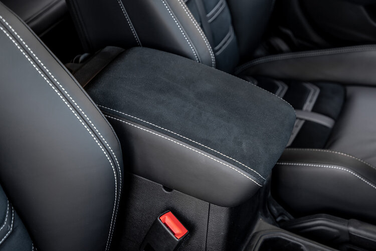 Can’t Afford A Mercedes G-Class 6×6? How About A Six-Wheel Drive Jeep Gladiator Instead?