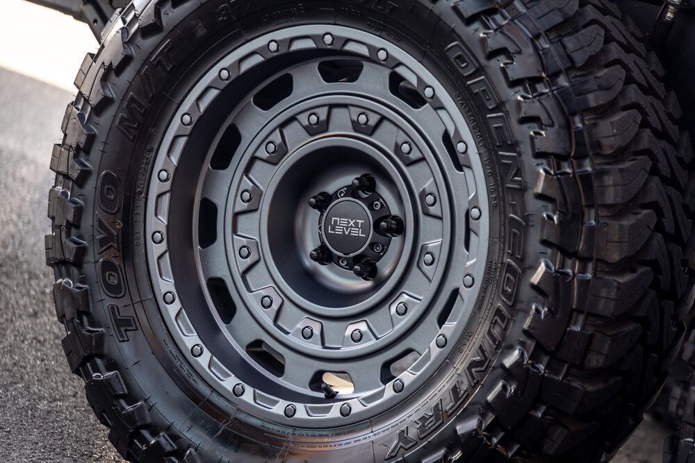 Can’t Afford A Mercedes G-Class 6×6? How About A Six-Wheel Drive Jeep Gladiator Instead?