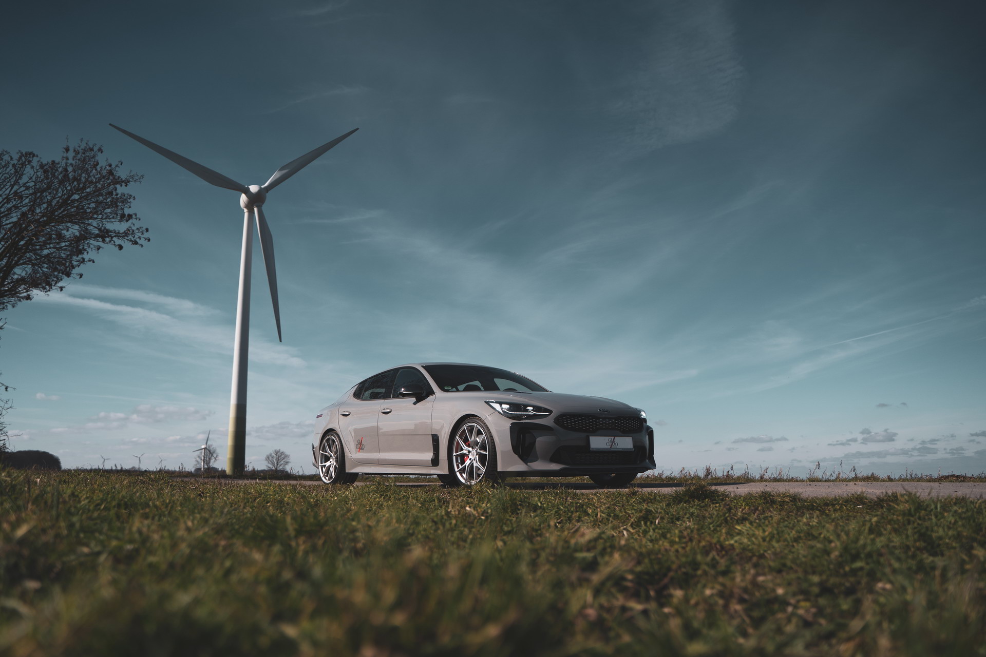 Kia Stinger Gets Big Rims And Aftermarket Body Add-Ons, Do You Dig Its Looks?