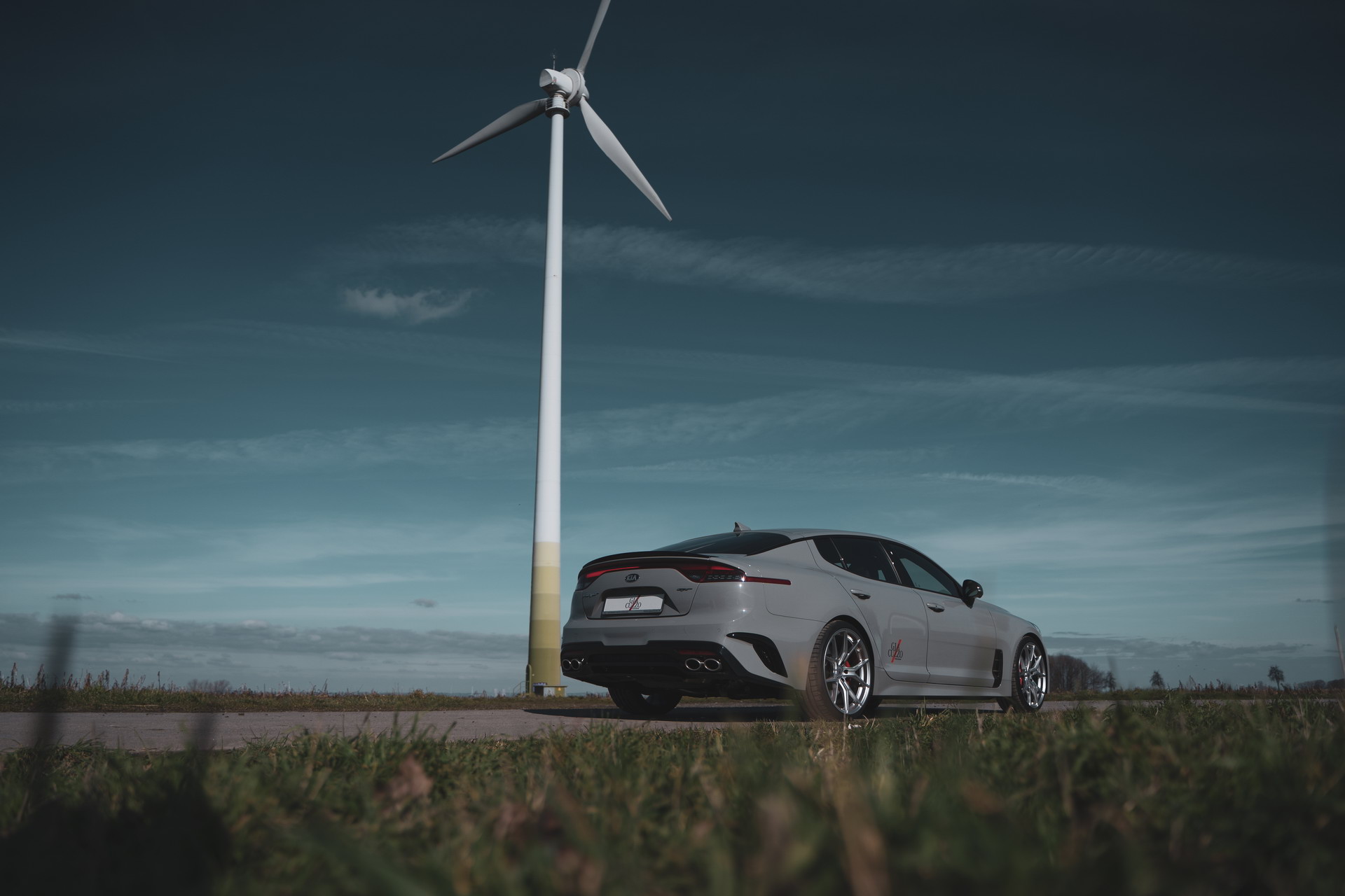 Kia Stinger Gets Big Rims And Aftermarket Body Add-Ons, Do You Dig Its Looks?