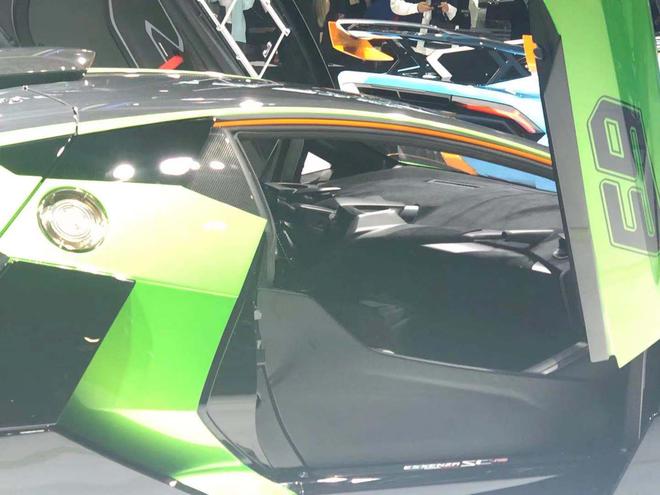 Lamborghini Essenza SCV12 Track-Only Supercar Wows Chinese Audience