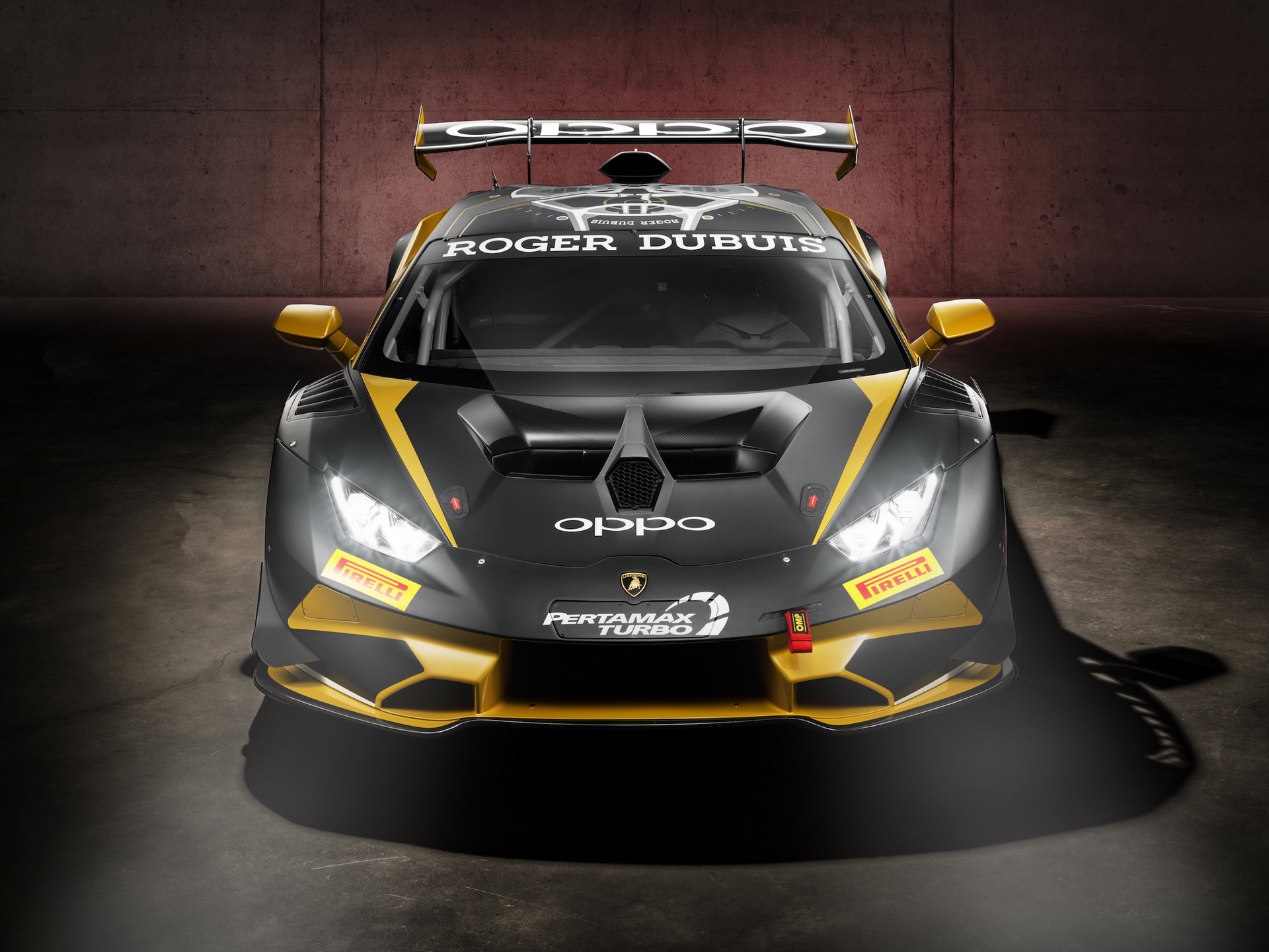 Lamborghini Celebrates Production Of 400th Huracan Race Car