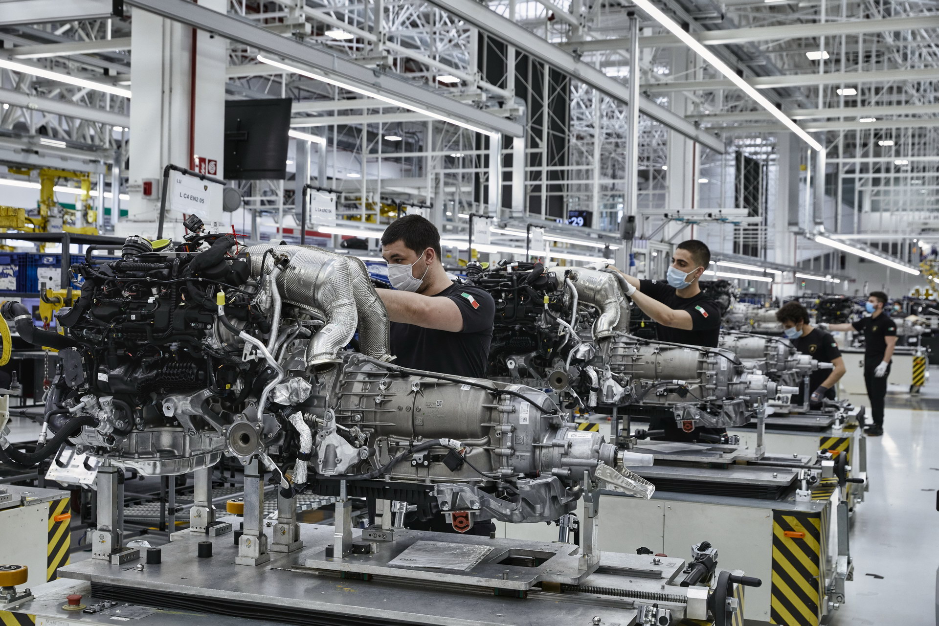 Urus Boosts Lamborghini’s Q1 Sales To New Record