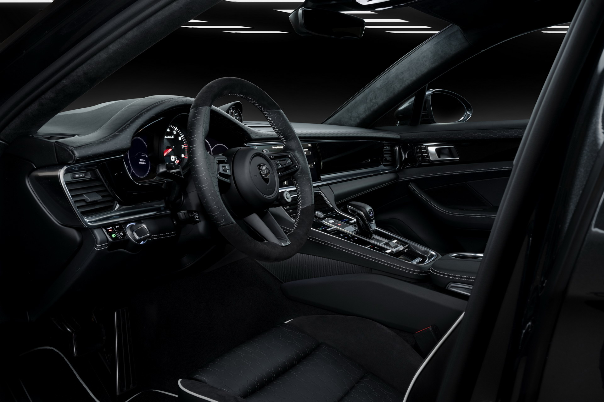 Porsche Panamera Visits TechArt, Gets Wild Bodykit And Big Power Boost