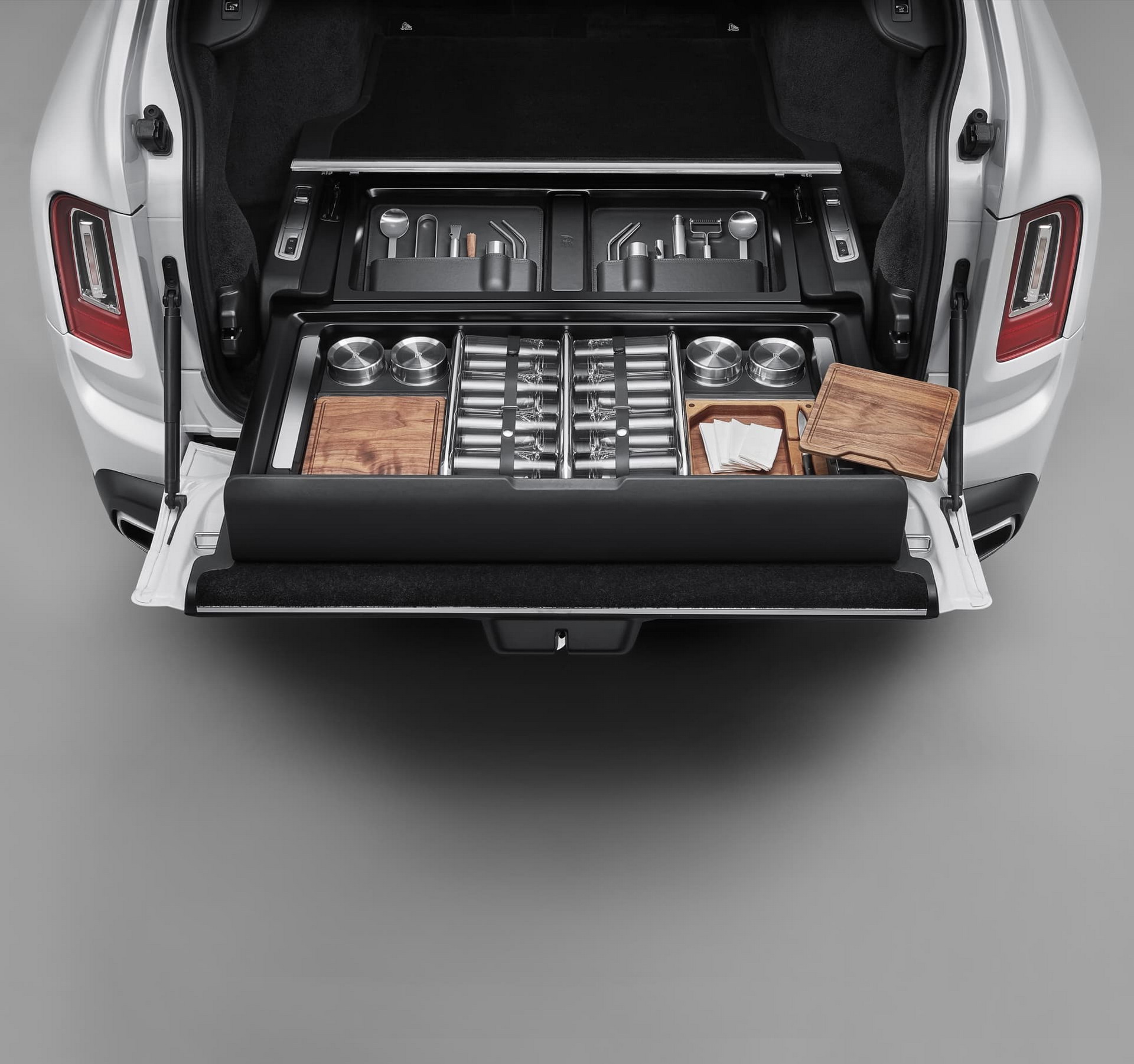 Rolls-Royce’s Recreation Module For The Cullinan Is Ideal For Your Outdoors Activities