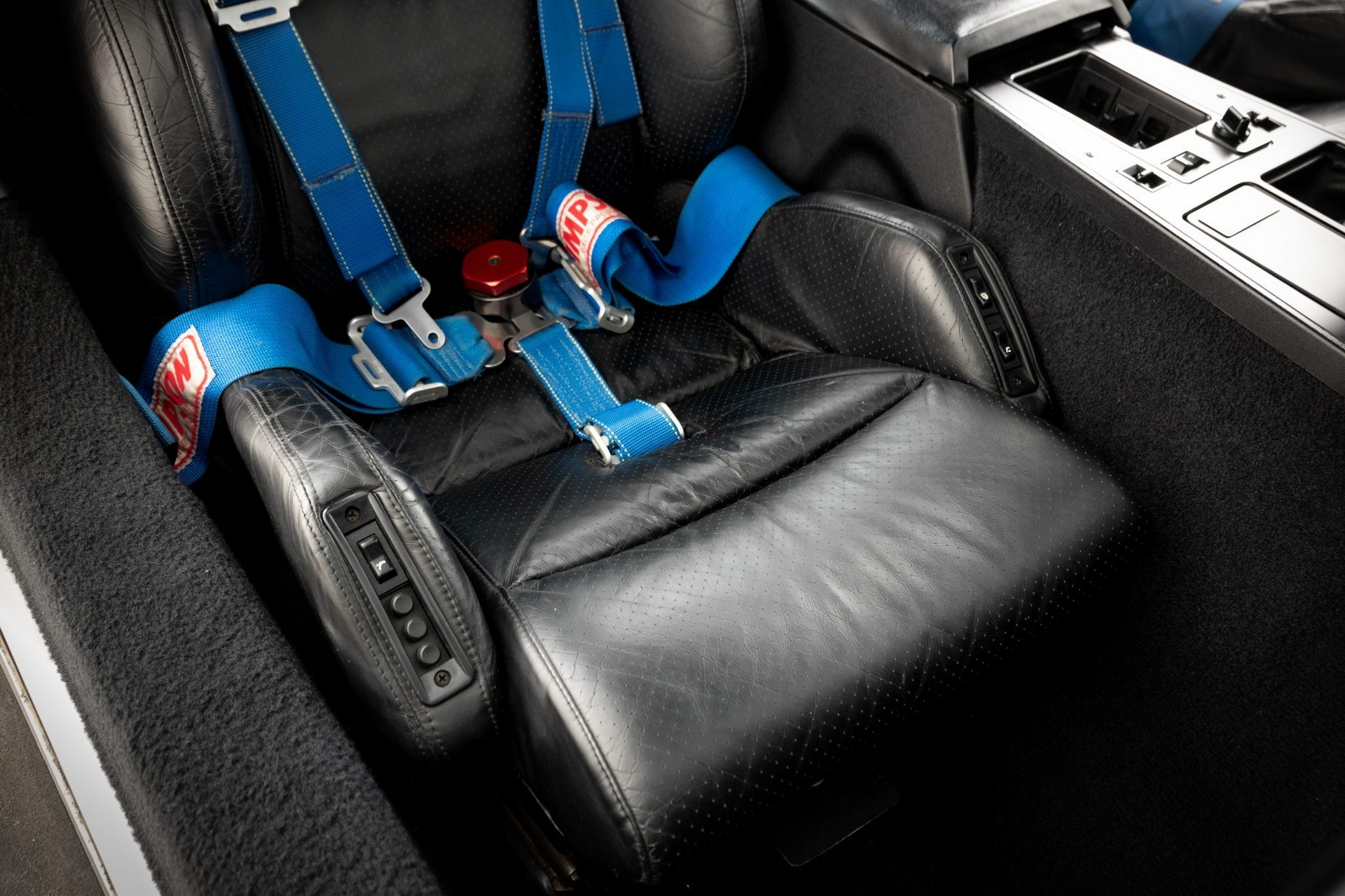 The Fastest Street Car On Earth In 1988, The Callaway SledgeHammer, Is For Sale