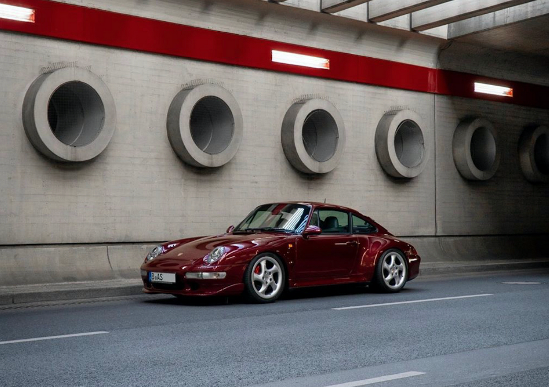 Own One Of The Last Air-Cooled Porsche 911s With This Immaculate 1996 Carrera 4S