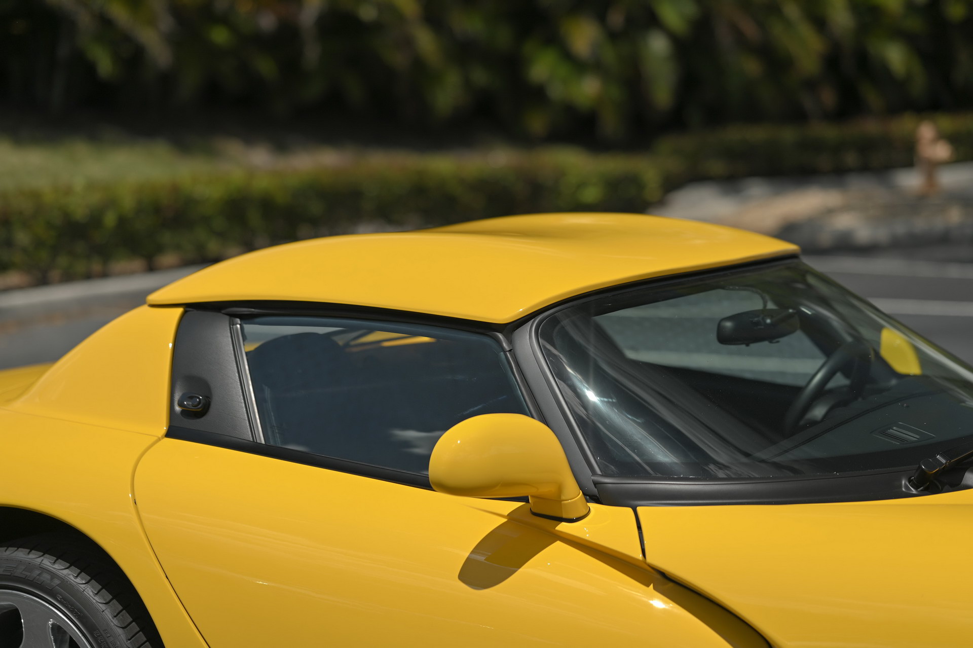 Spice Up Your Life With This Low-Mileage 2002 Dodge Viper RT/10