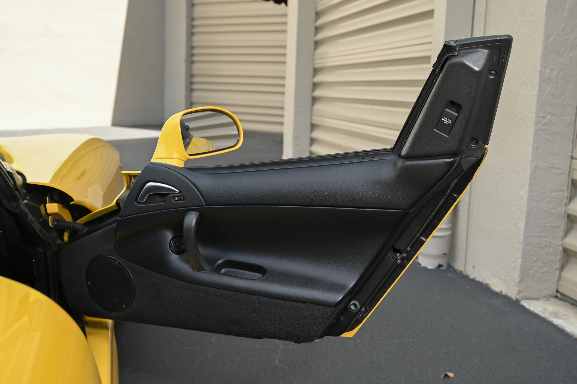 Spice Up Your Life With This Low-Mileage 2002 Dodge Viper RT/10