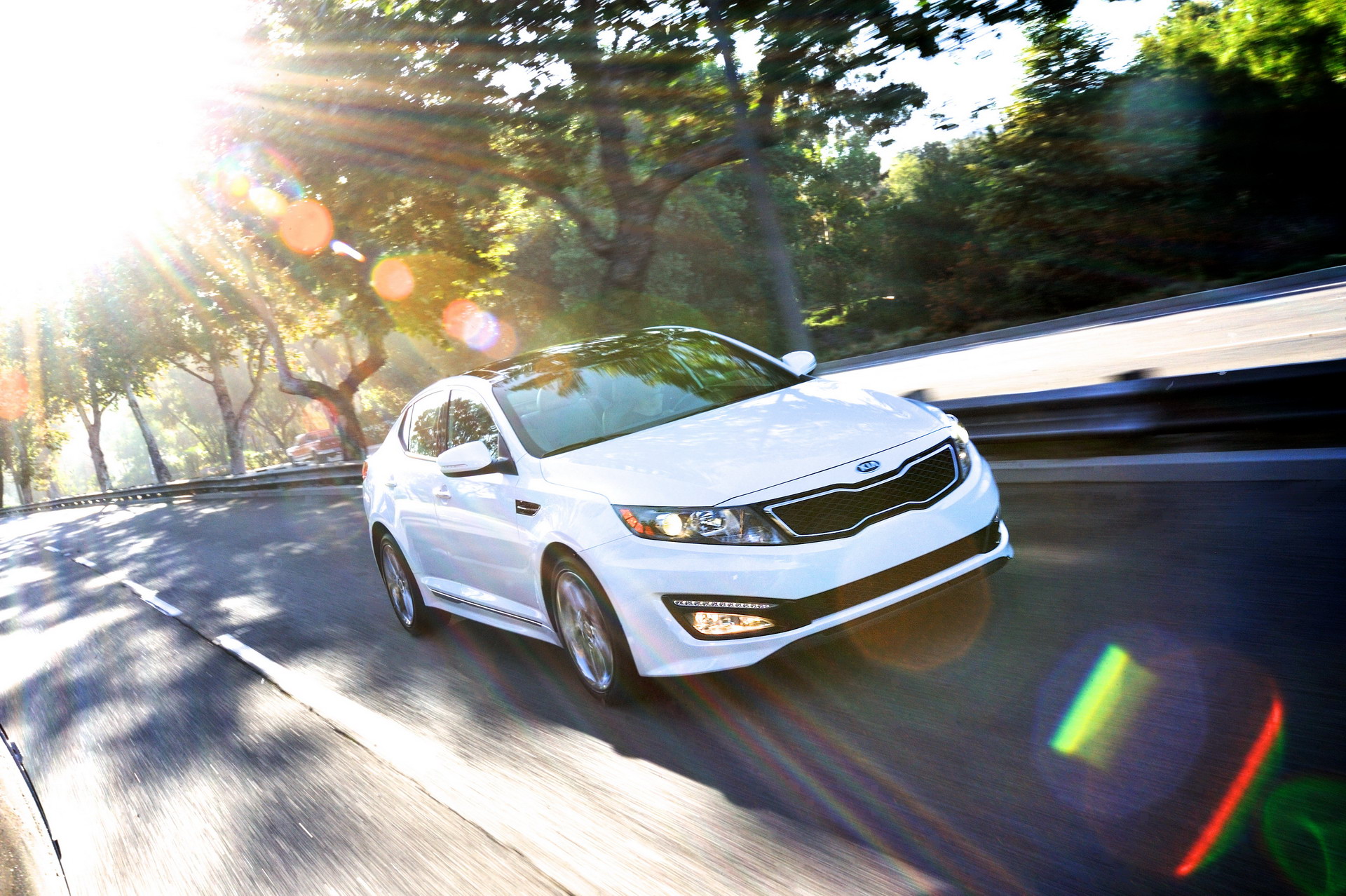 Kia Advises 2013-2015 Optima And 2014-2015 Sorento Owners To Park Outside Over Recall