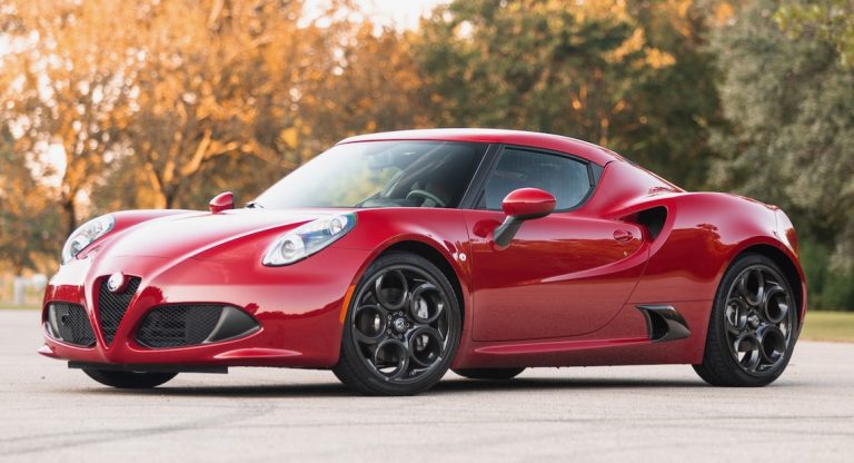Alfa romeo supercar