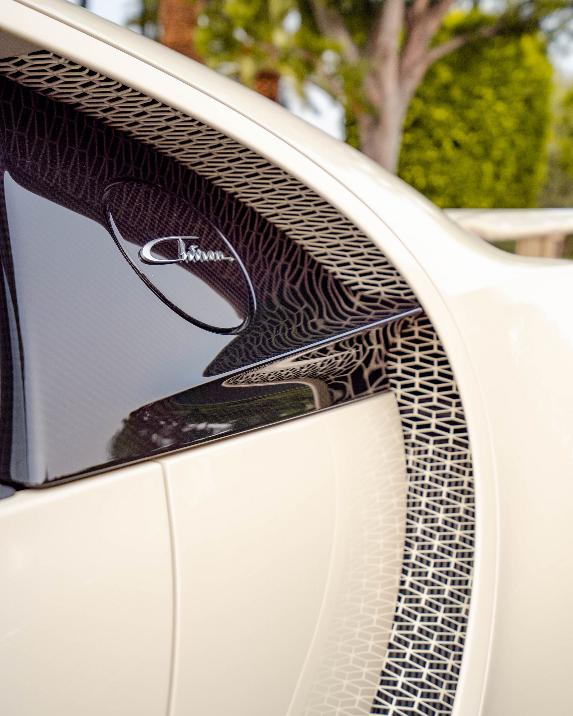 This One-Off Bugatti Chiron Was Dressed By A Greek Messenger, Inspired By A Bag, And Painted With Chalk