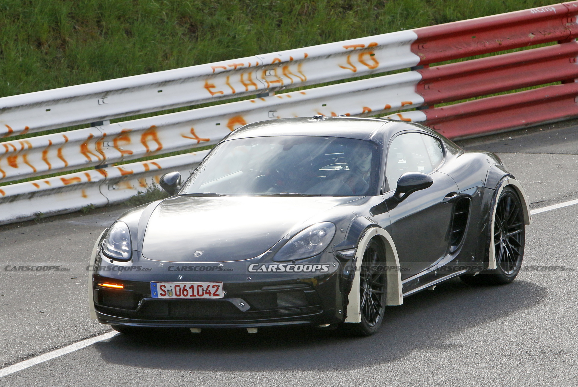 Mystery Widebody Porsche 718 Test Mule Makes Another Appearance