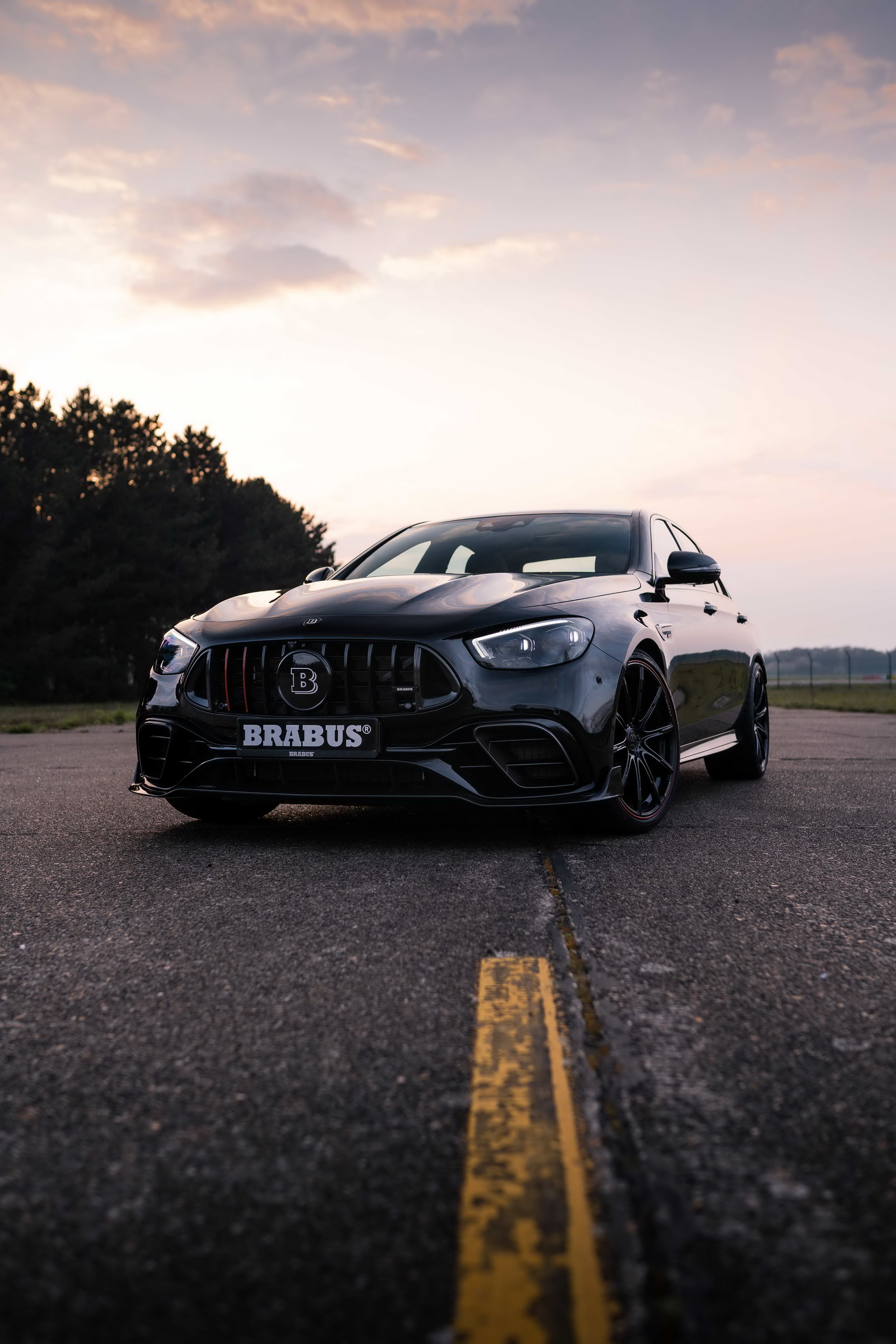 Brabus 800 Is A 789 HP 2021 Mercedes-AMG E63 That Eats Supercars For Breakfast