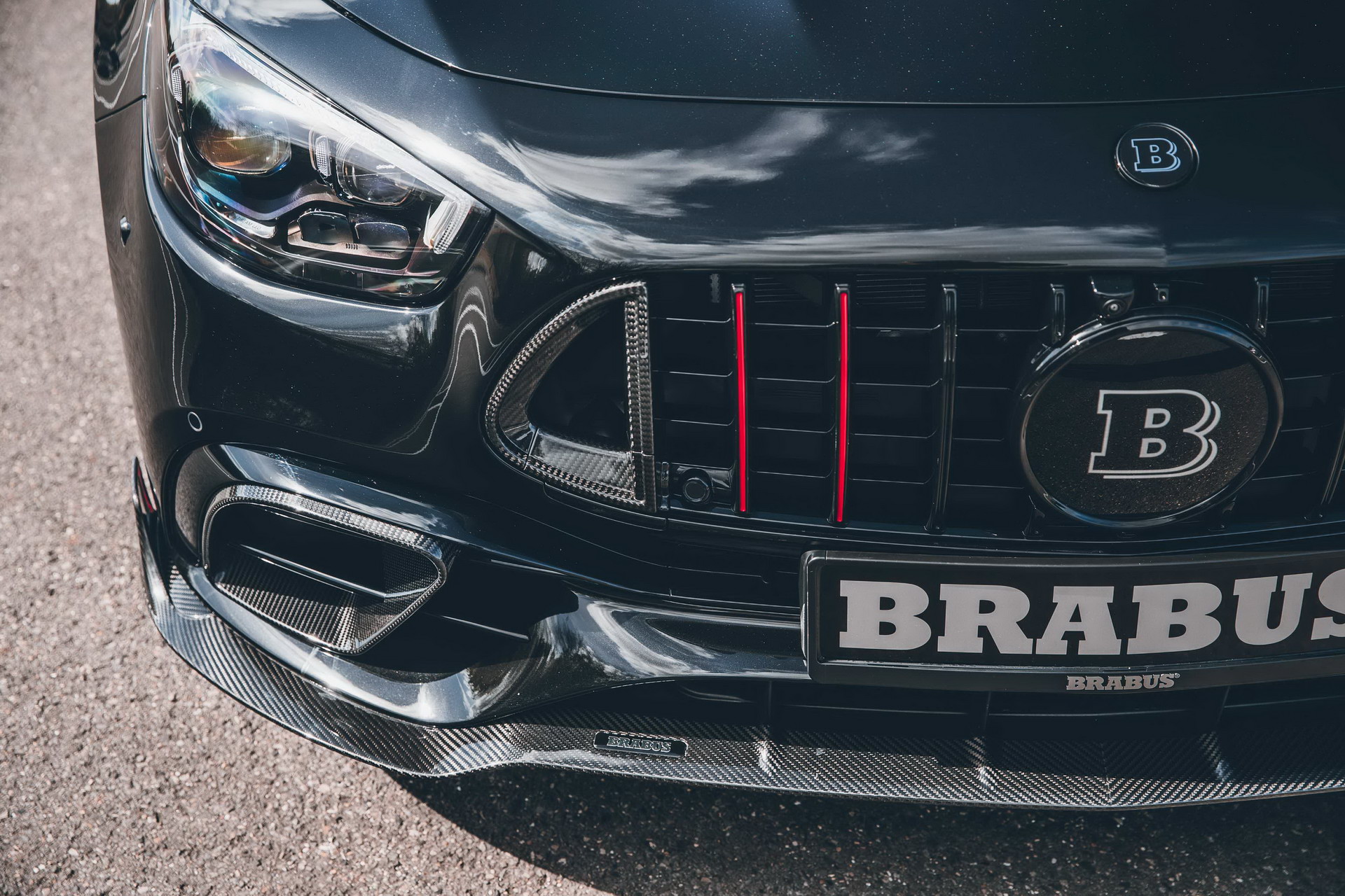 Brabus 800 Is A 789 HP 2021 Mercedes-AMG E63 That Eats Supercars For Breakfast