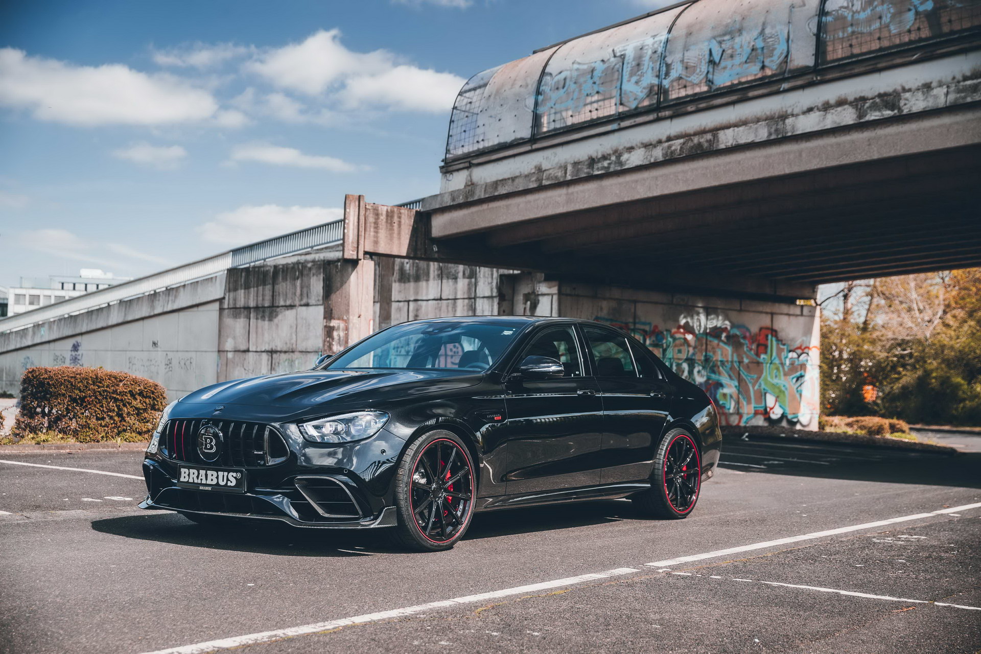 Brabus 800 Is A 789 HP 2021 Mercedes-AMG E63 That Eats Supercars For Breakfast