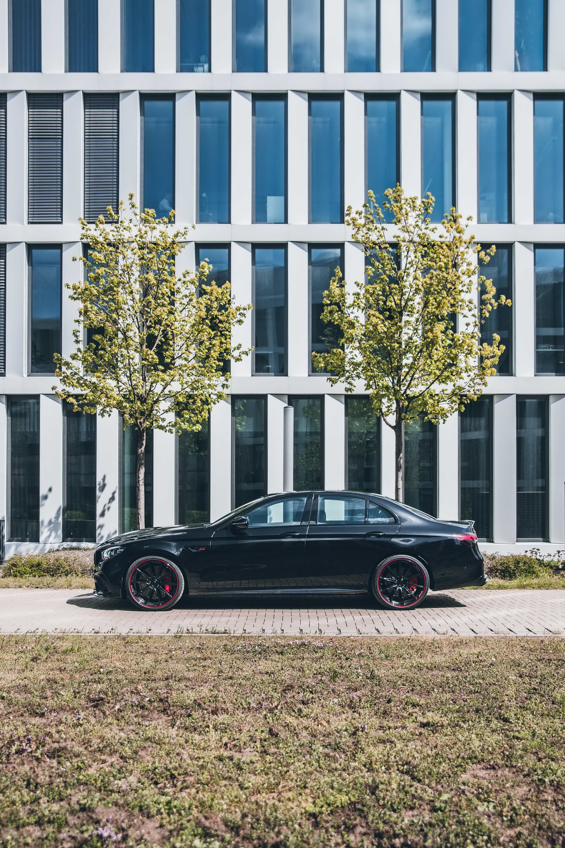 Brabus 800 Is A 789 HP 2021 Mercedes-AMG E63 That Eats Supercars For Breakfast