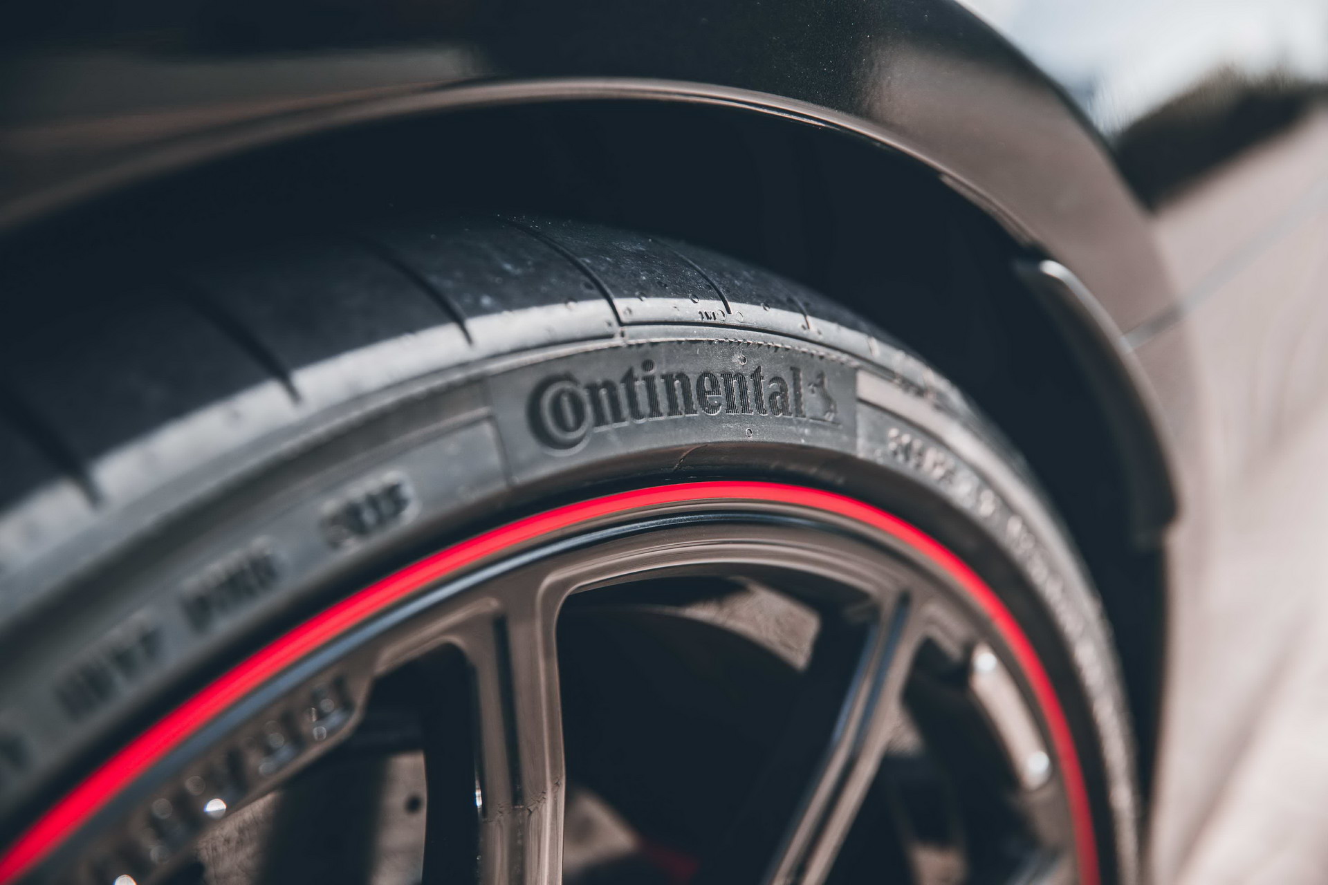 Brabus 800 Is A 789 HP 2021 Mercedes-AMG E63 That Eats Supercars For Breakfast