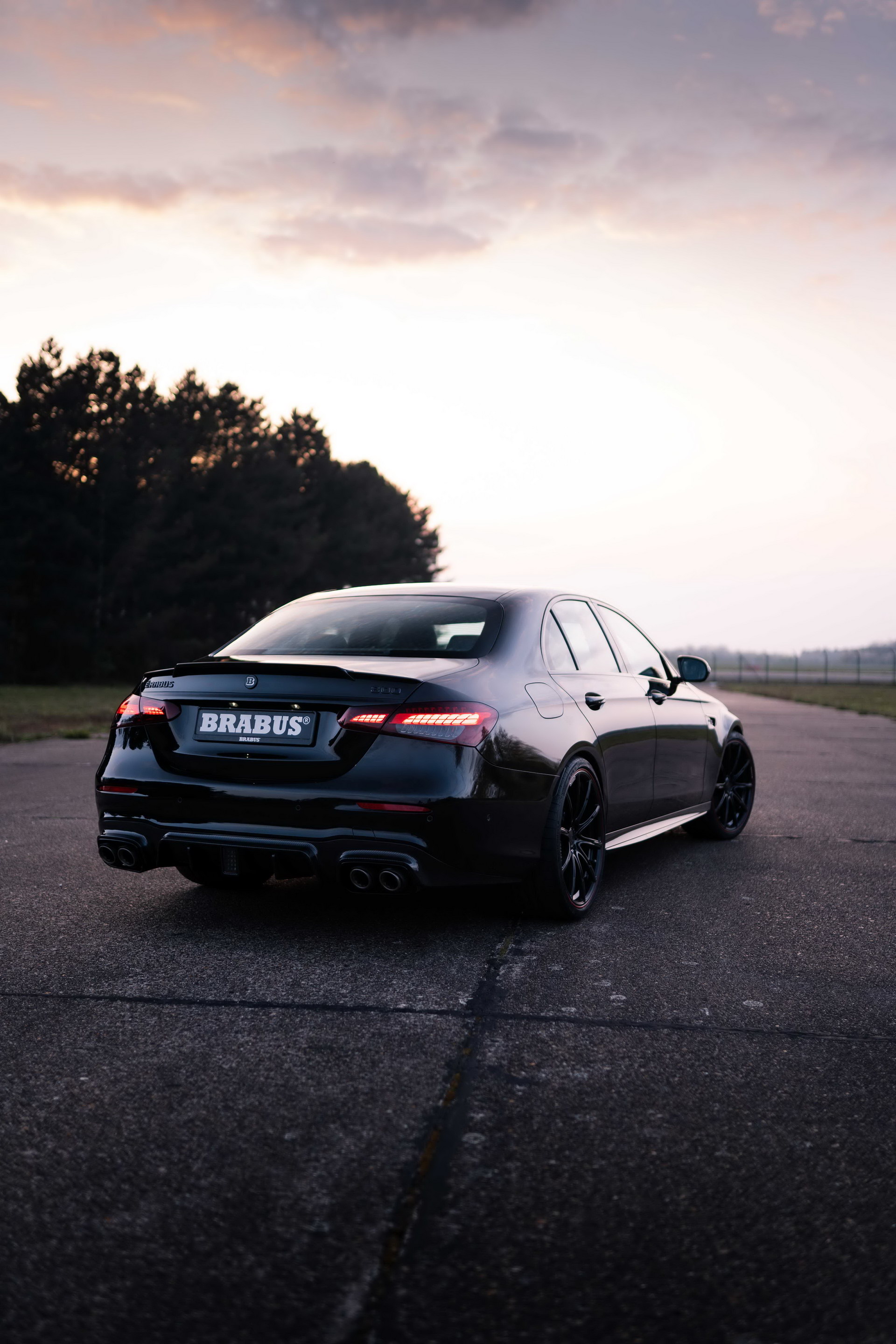 Brabus 800 Is A 789 HP 2021 Mercedes-AMG E63 That Eats Supercars For Breakfast