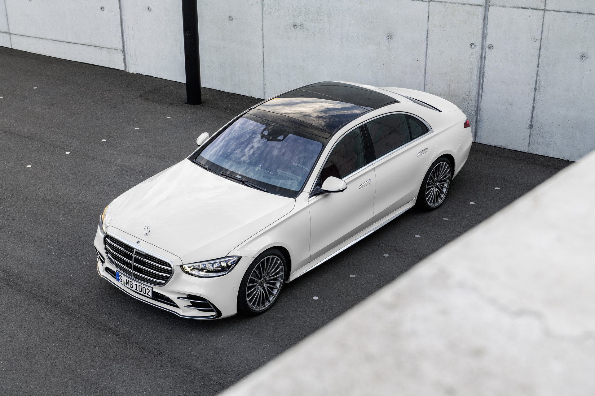 New S580 L 4Matic And Maybach S680 Join The Mercedes S-Class Range In Australia