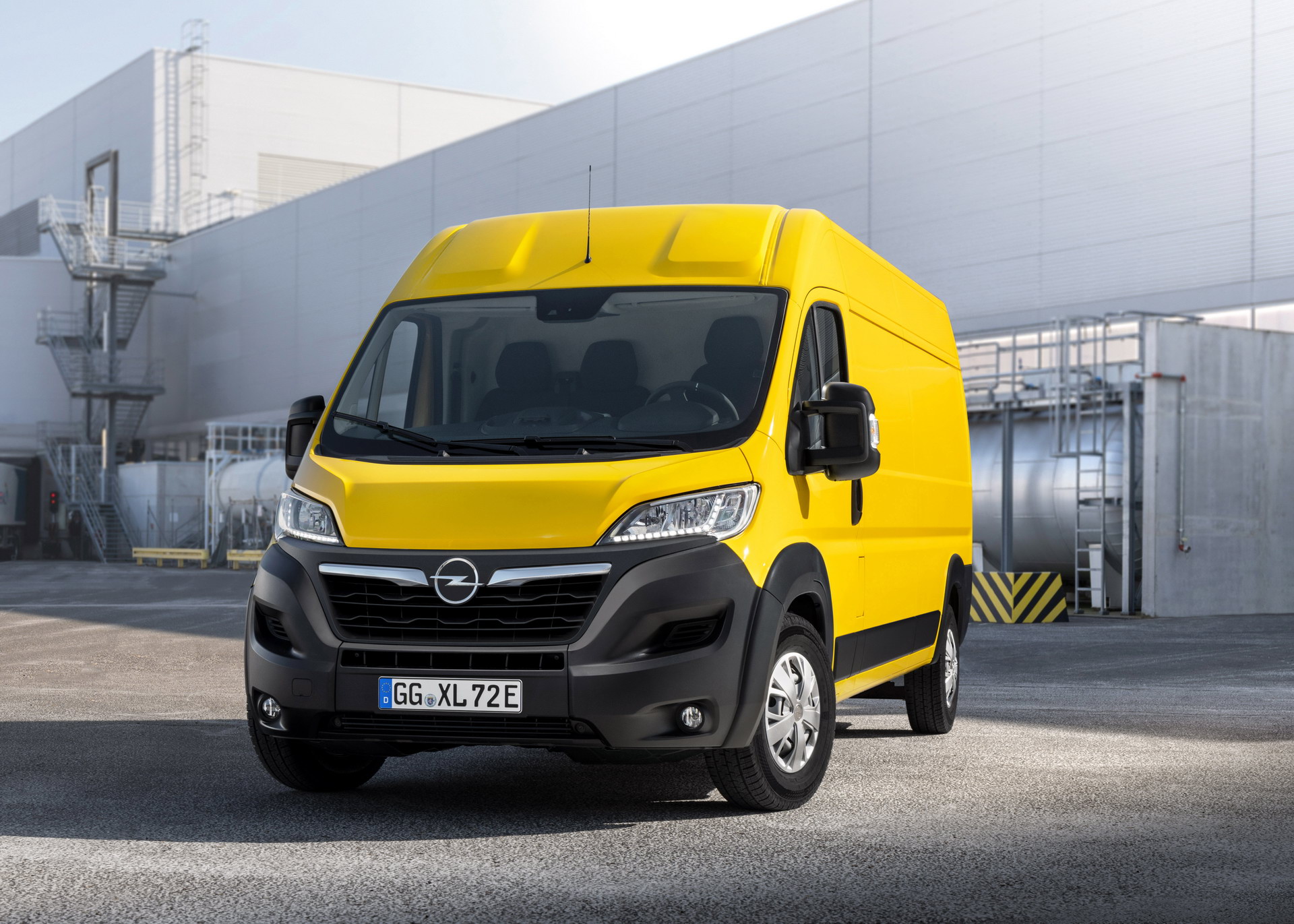 2021 Opel And Vauxhall Movano-e Tap Into Their Electric Side, Offer 139-Mile Range