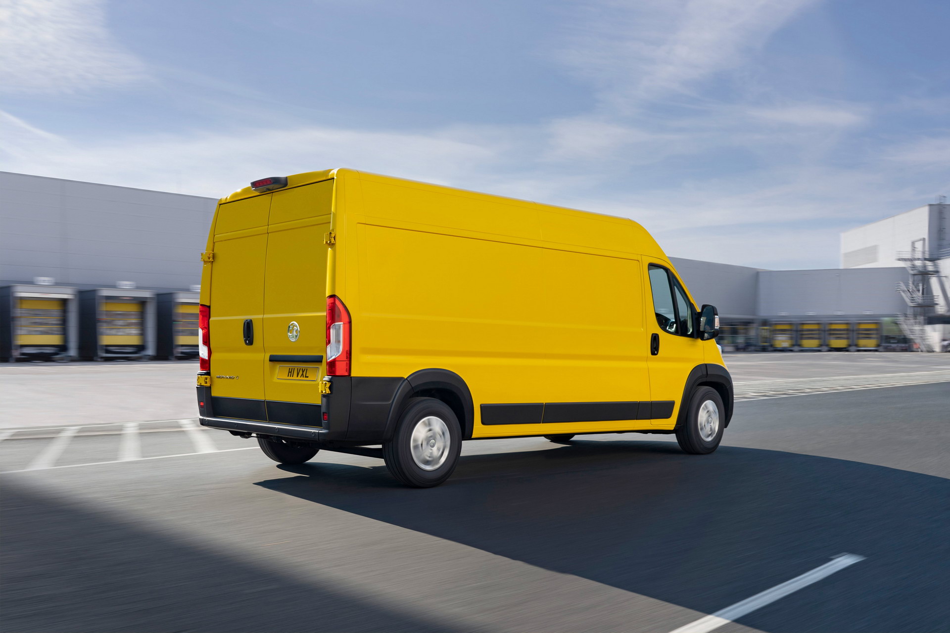 2021 Opel And Vauxhall Movano-e Tap Into Their Electric Side, Offer 139-Mile Range