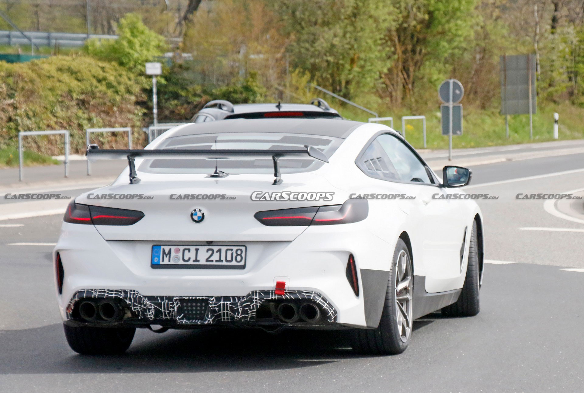 Hardcore BMW M8 Spied, Is It A CSL Variant?