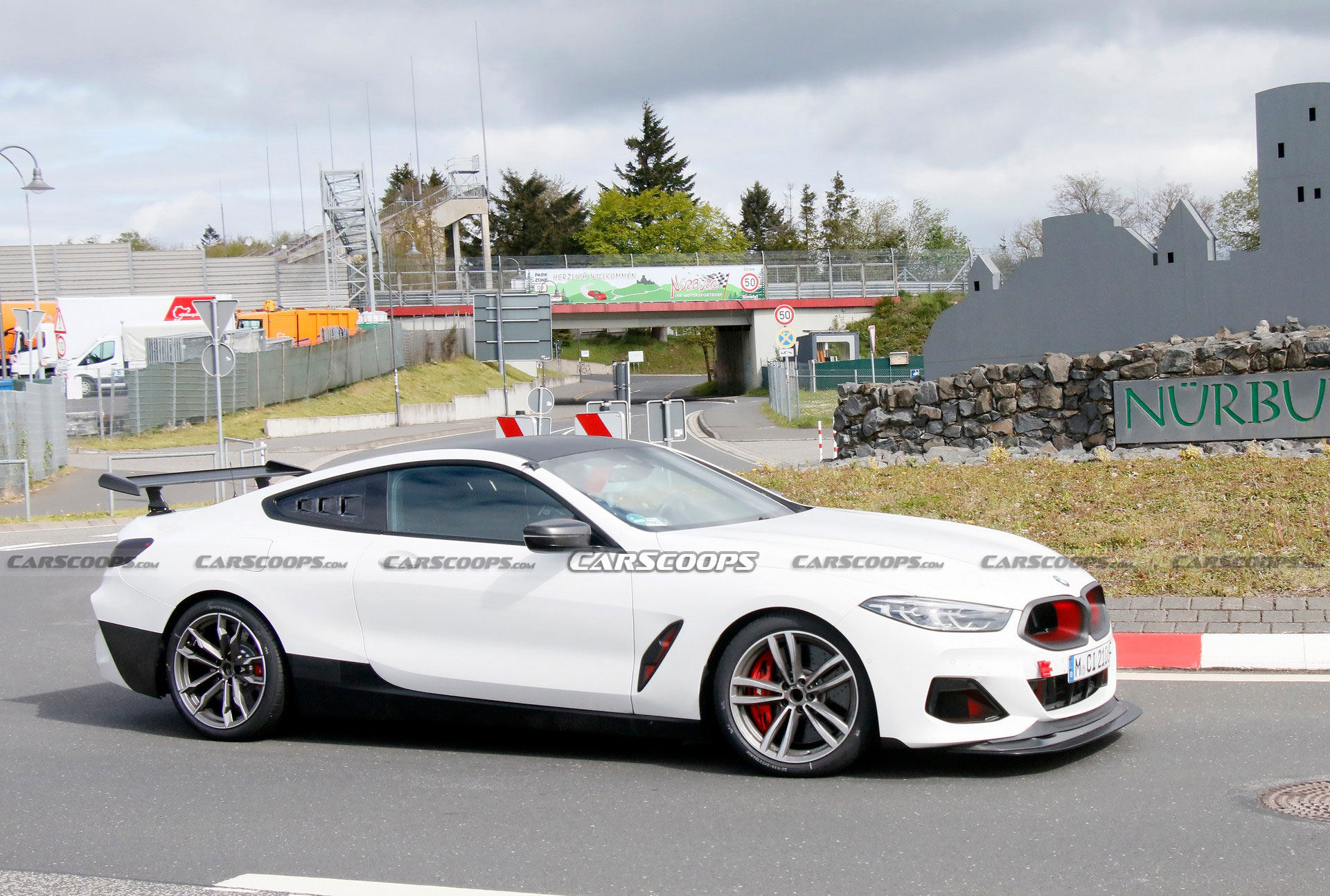 Hardcore BMW M8 Spied, Is It A CSL Variant?