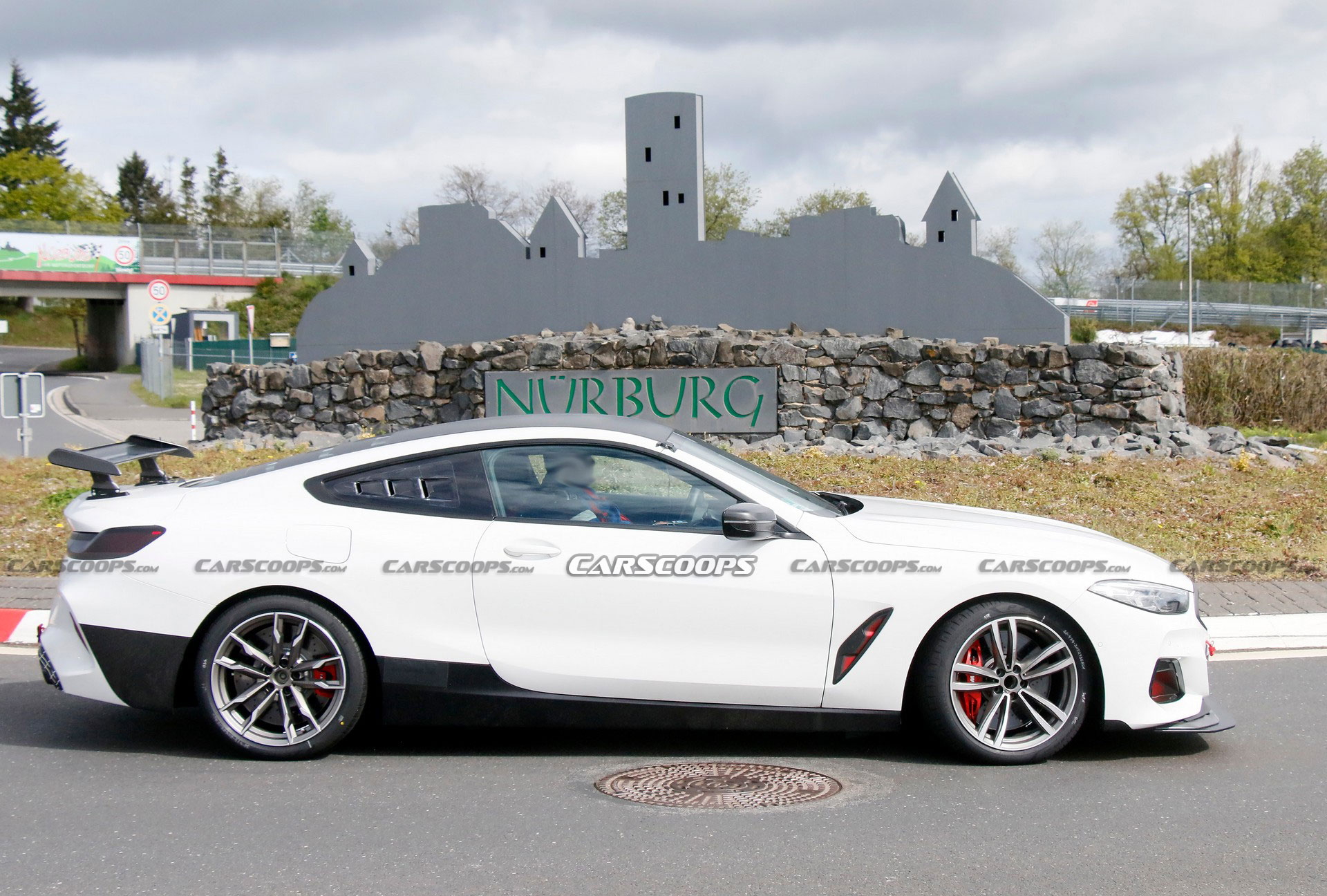 Hardcore BMW M8 Spied, Is It A CSL Variant?