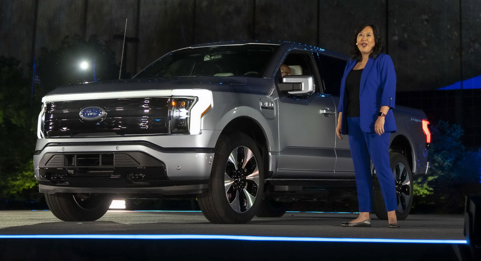 how-much-will-the-2022-ford-f-150-lightning-cost-trim-options-and-more