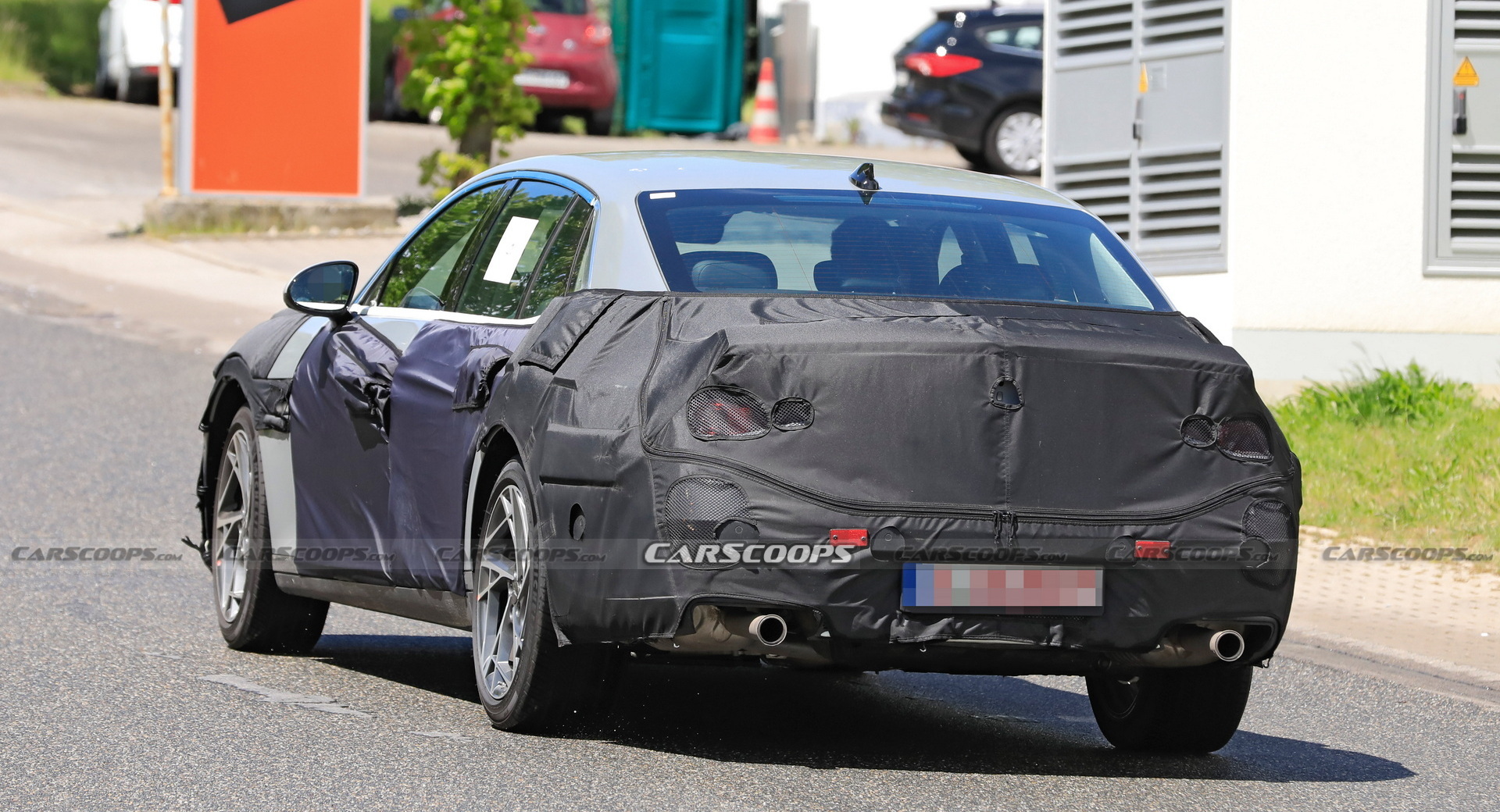 The Next-Gen 2023 Genesis G90 Flagship Luxo Barge Caught Testing In The S-Class’ Backyard