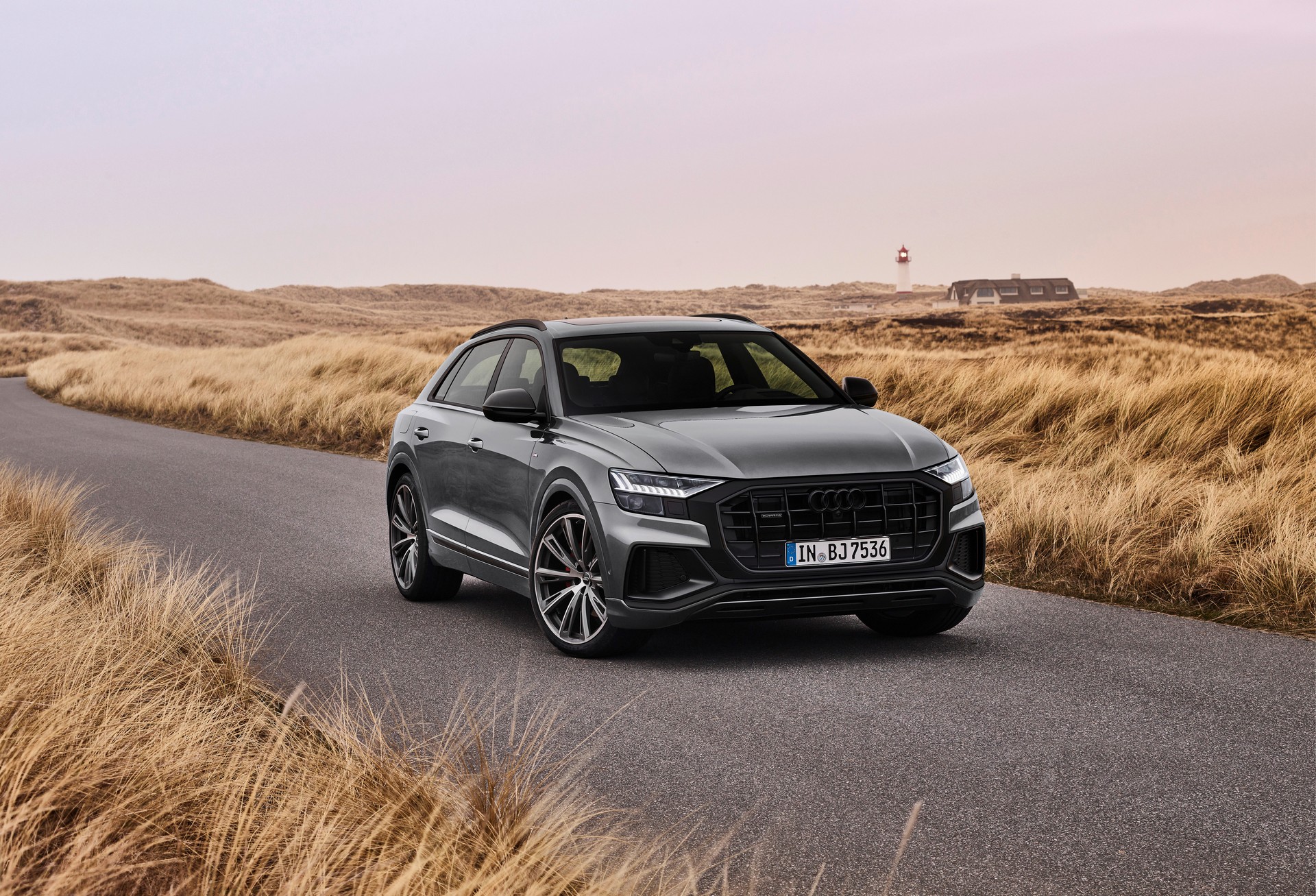 Audi Embraces The Blackout Trend, Introduces Q7 And Q8 Competition Plus