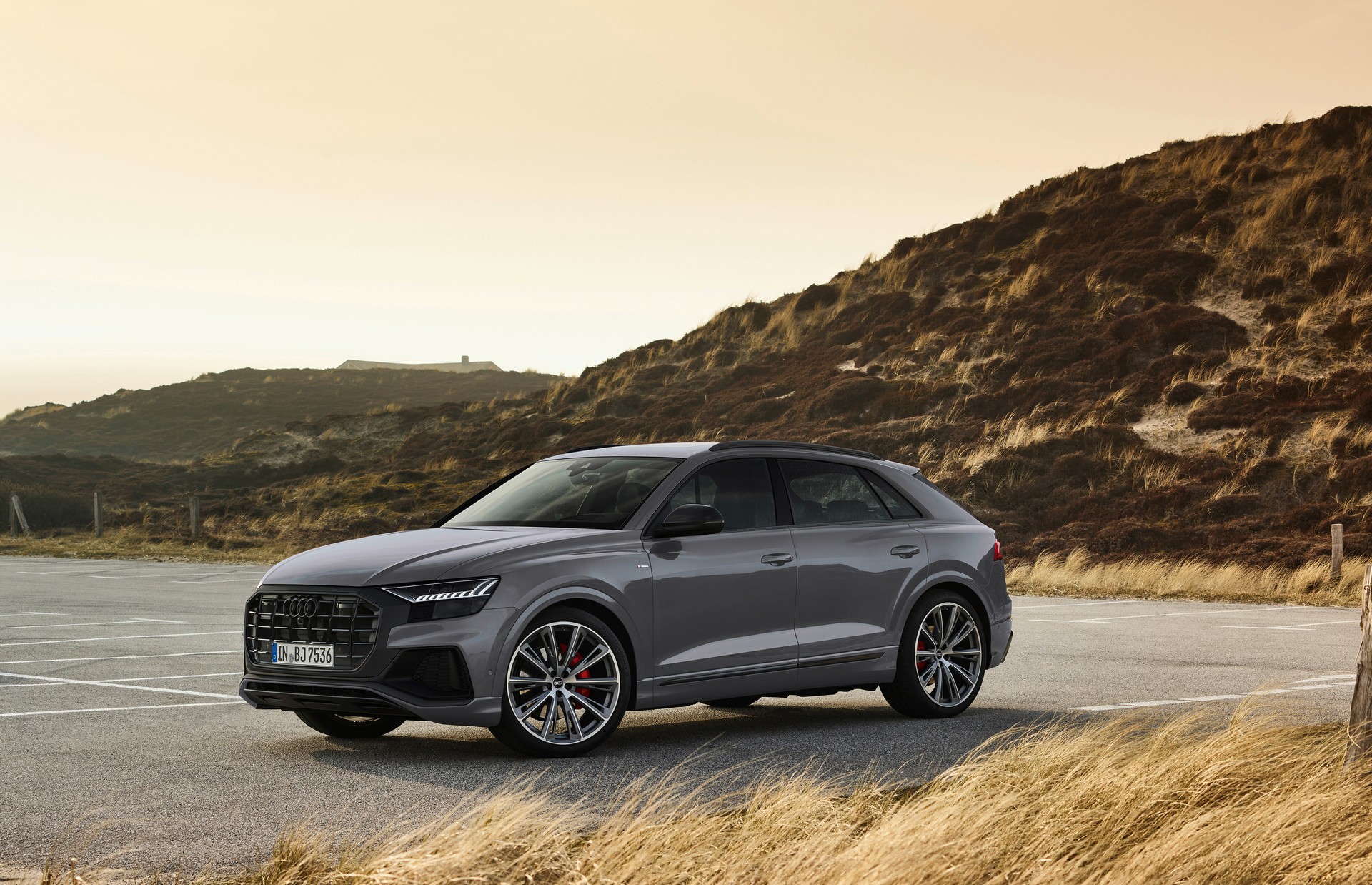 Audi Embraces The Blackout Trend, Introduces Q7 And Q8 Competition Plus
