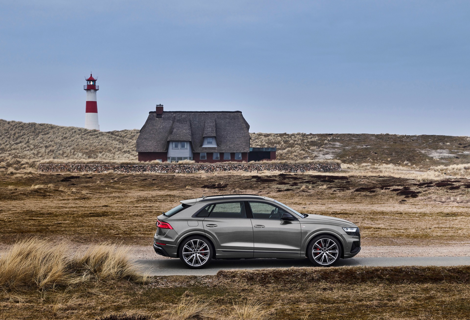 Audi Embraces The Blackout Trend, Introduces Q7 And Q8 Competition Plus
