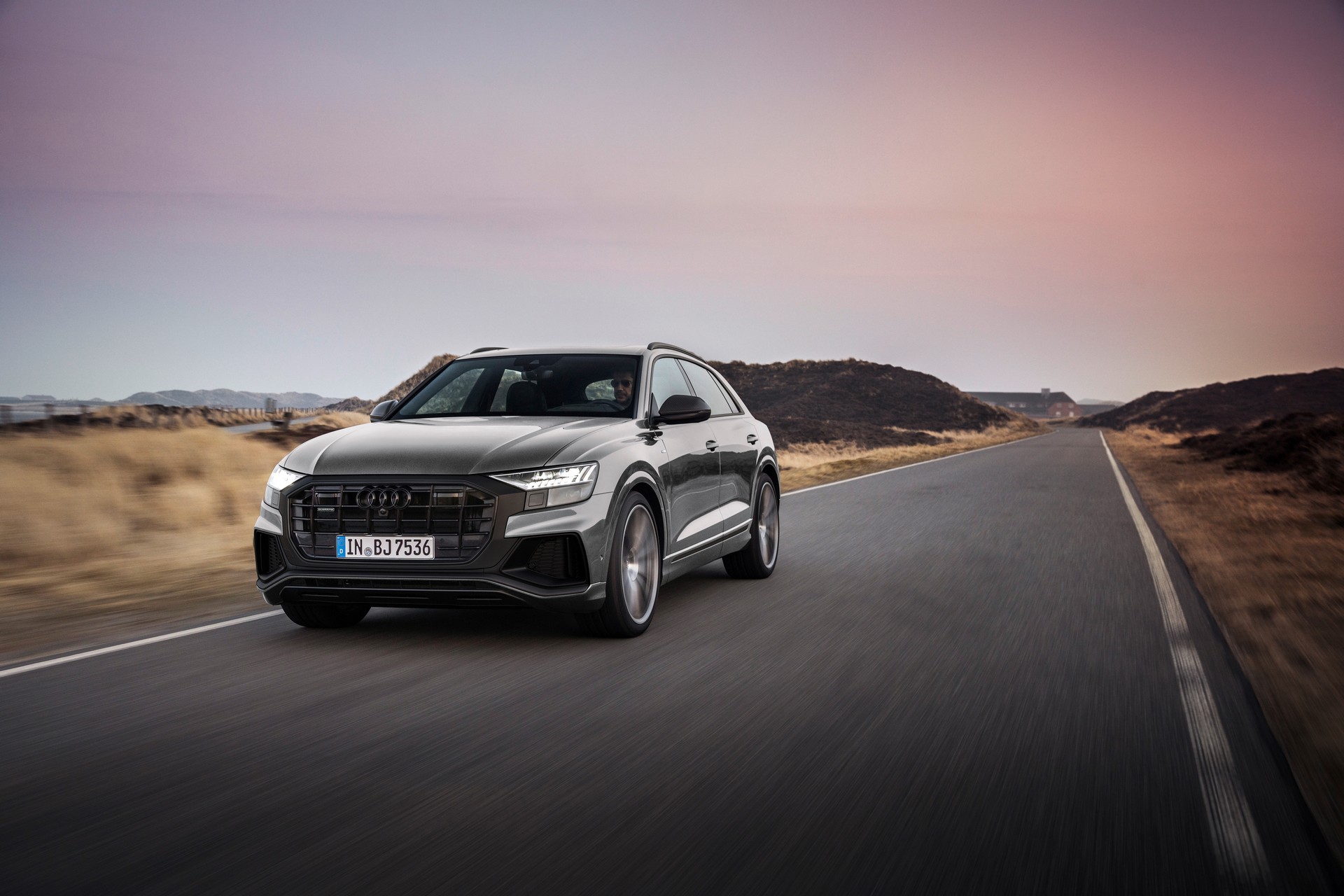 Audi Embraces The Blackout Trend, Introduces Q7 And Q8 Competition Plus