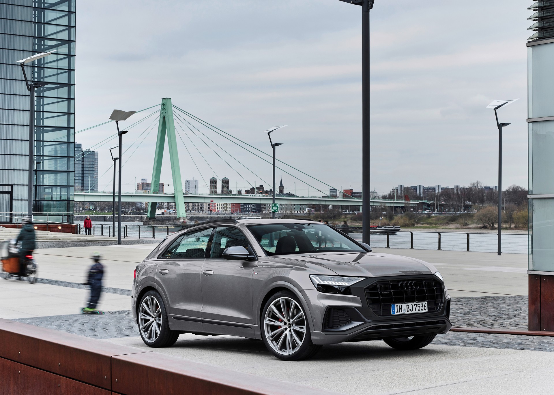 Audi Embraces The Blackout Trend, Introduces Q7 And Q8 Competition Plus