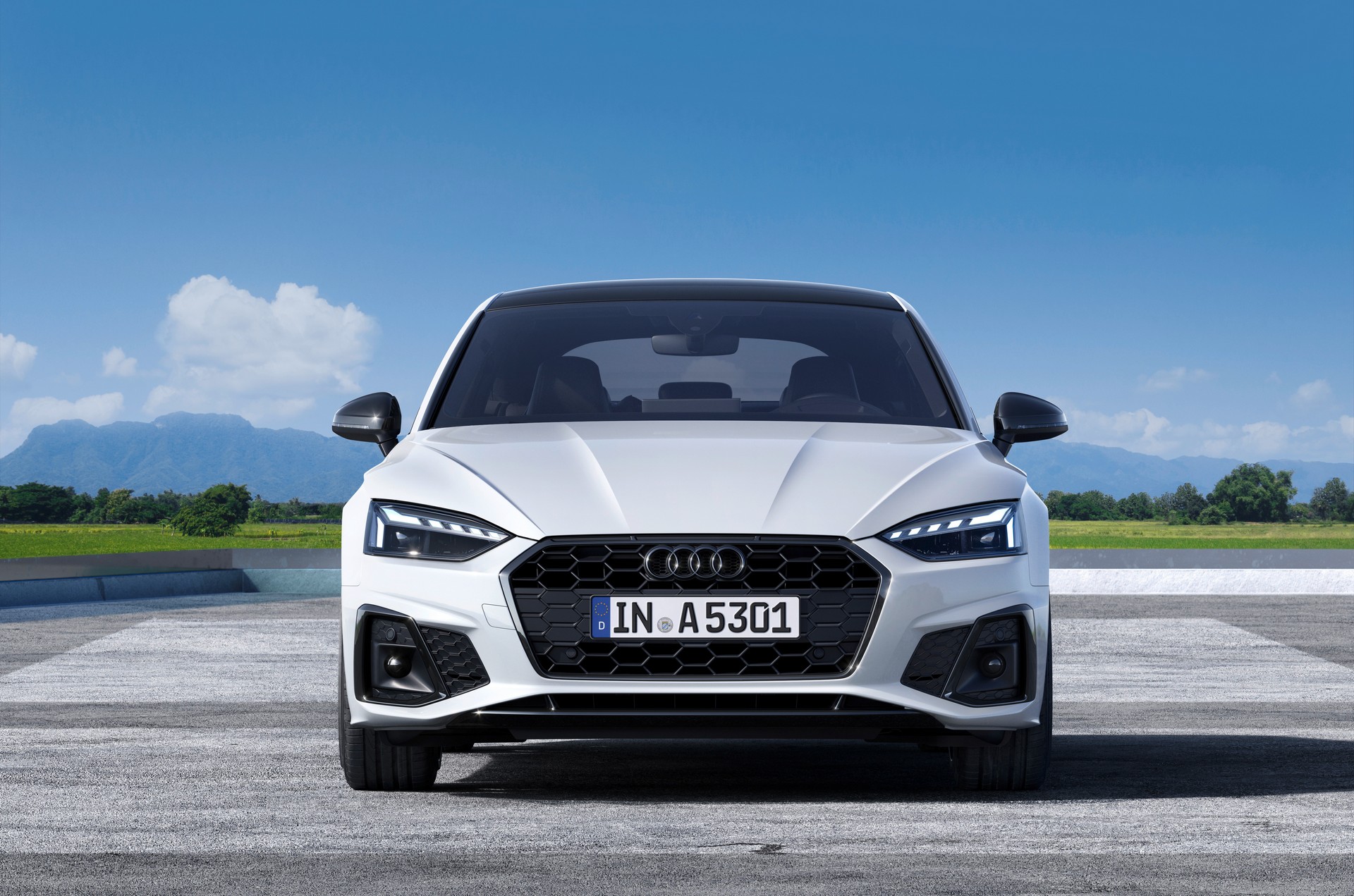 Audi Embraces The Blackout Trend, Introduces Q7 And Q8 Competition Plus