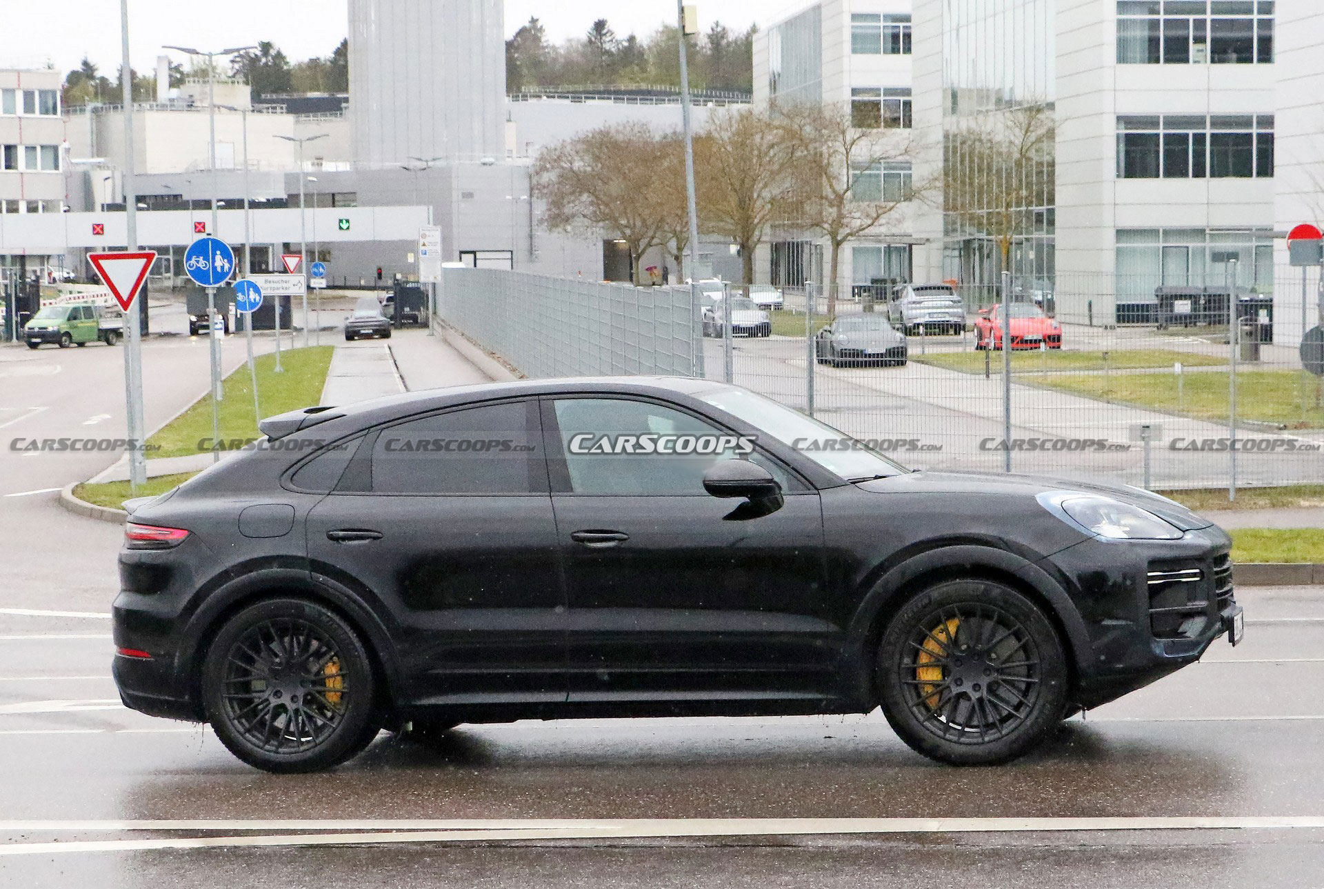 2022 Porsche Cayenne Coupe Spotted With A New Nose Job