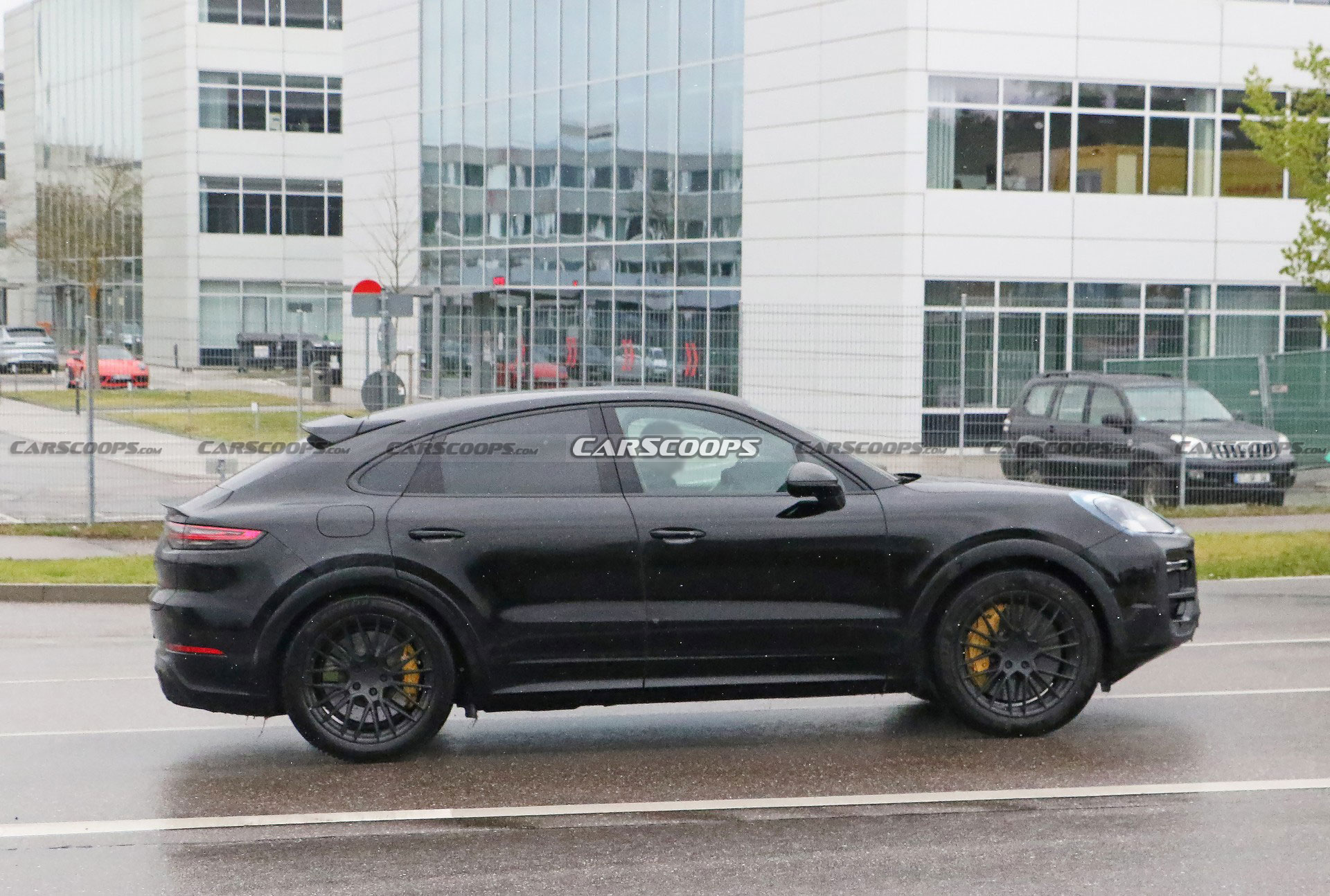 2022 Porsche Cayenne Coupe Spotted With A New Nose Job