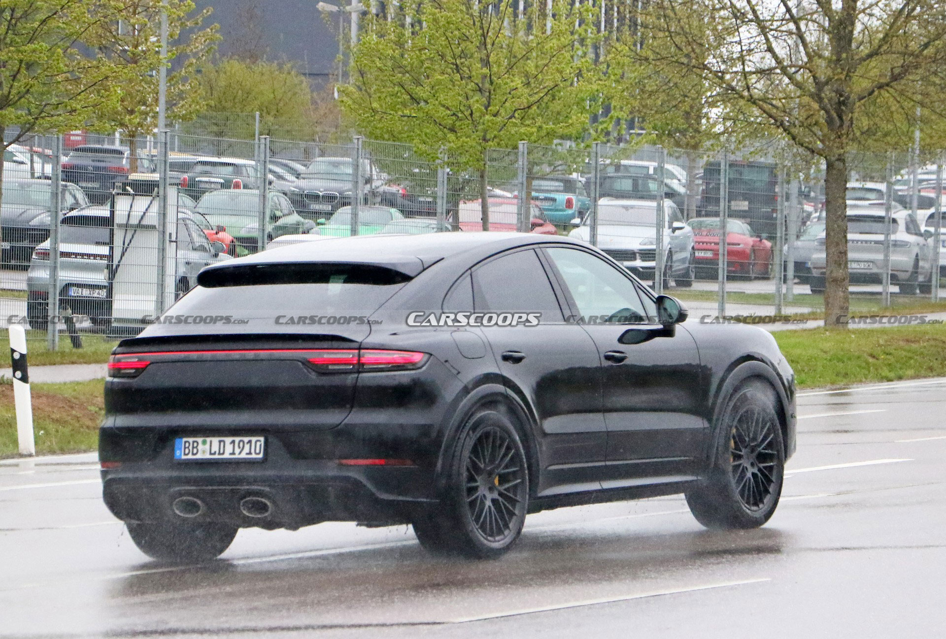 2022 Porsche Cayenne Coupe Spotted With A New Nose Job