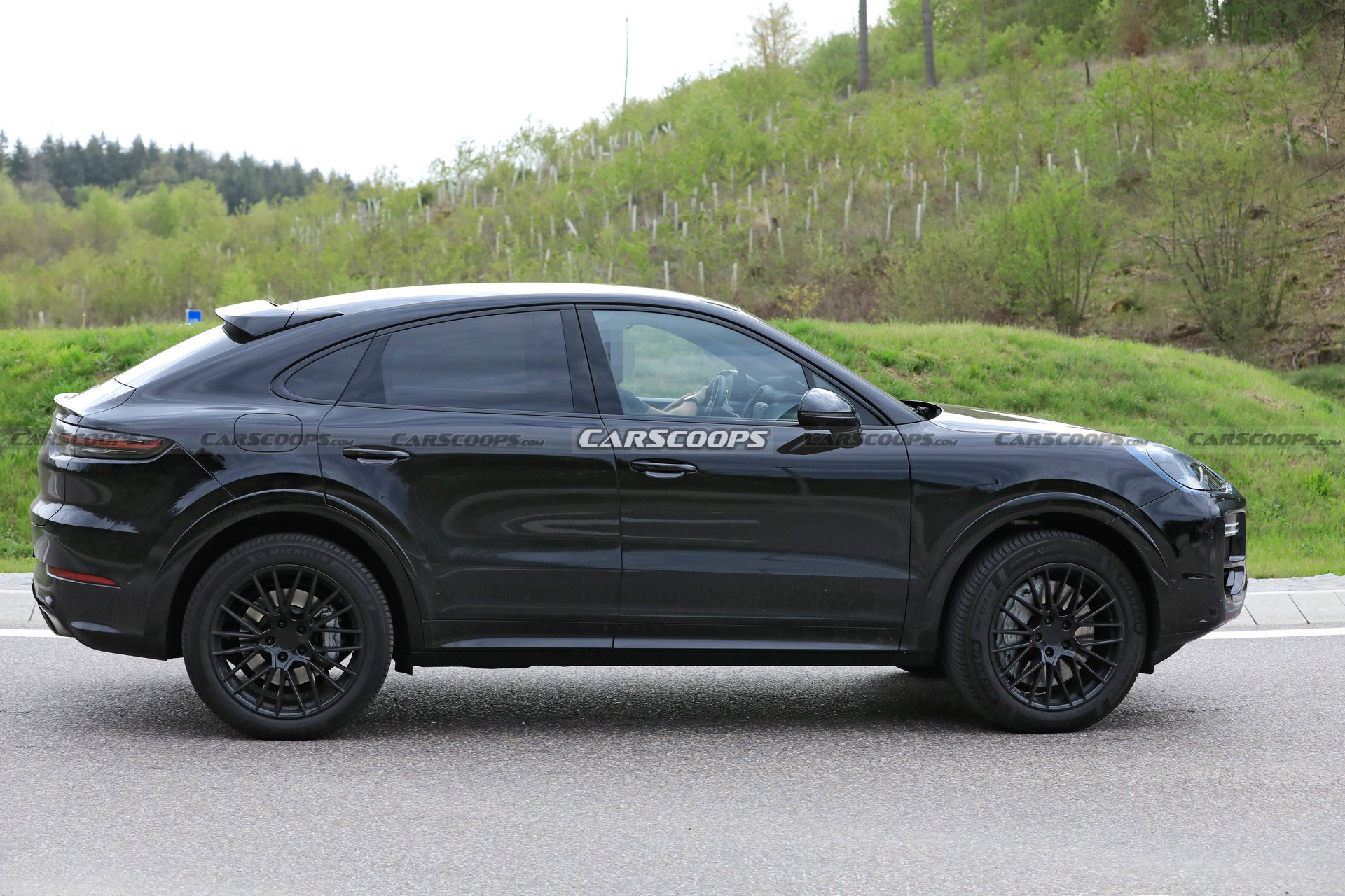 2022 Porsche Cayenne Coupe Spotted With A New Nose Job