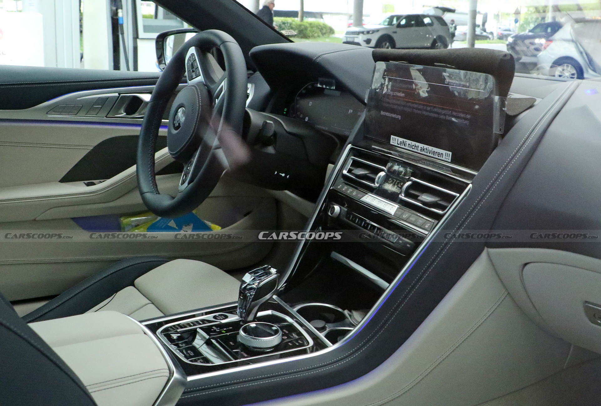 22 Bmw 8 Series Convertible Lci Shows Updated Design New Infotainment Screen Carscoops