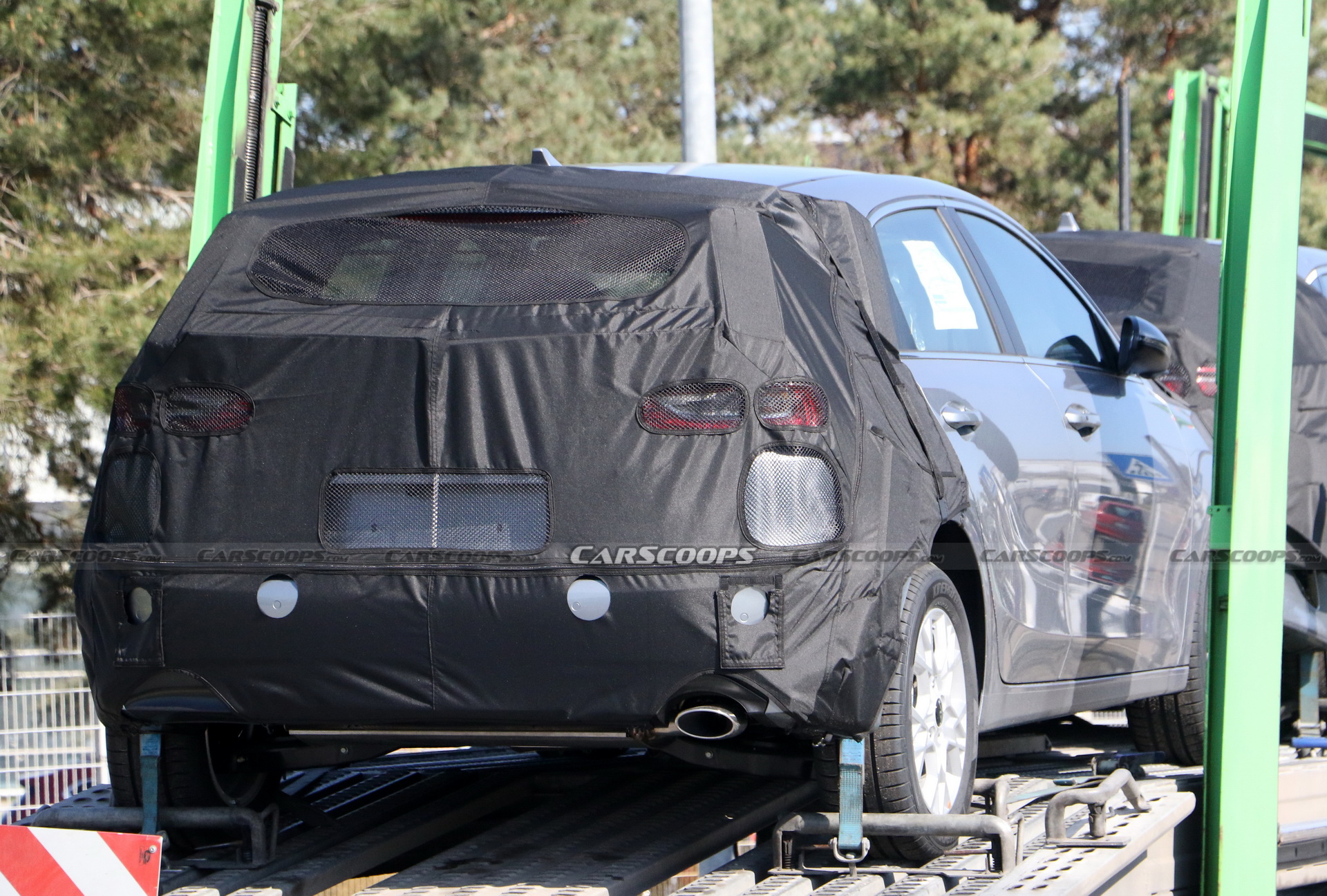 Kia’s Facelifted Ceed Hatchback And Estate Could Debut This Year