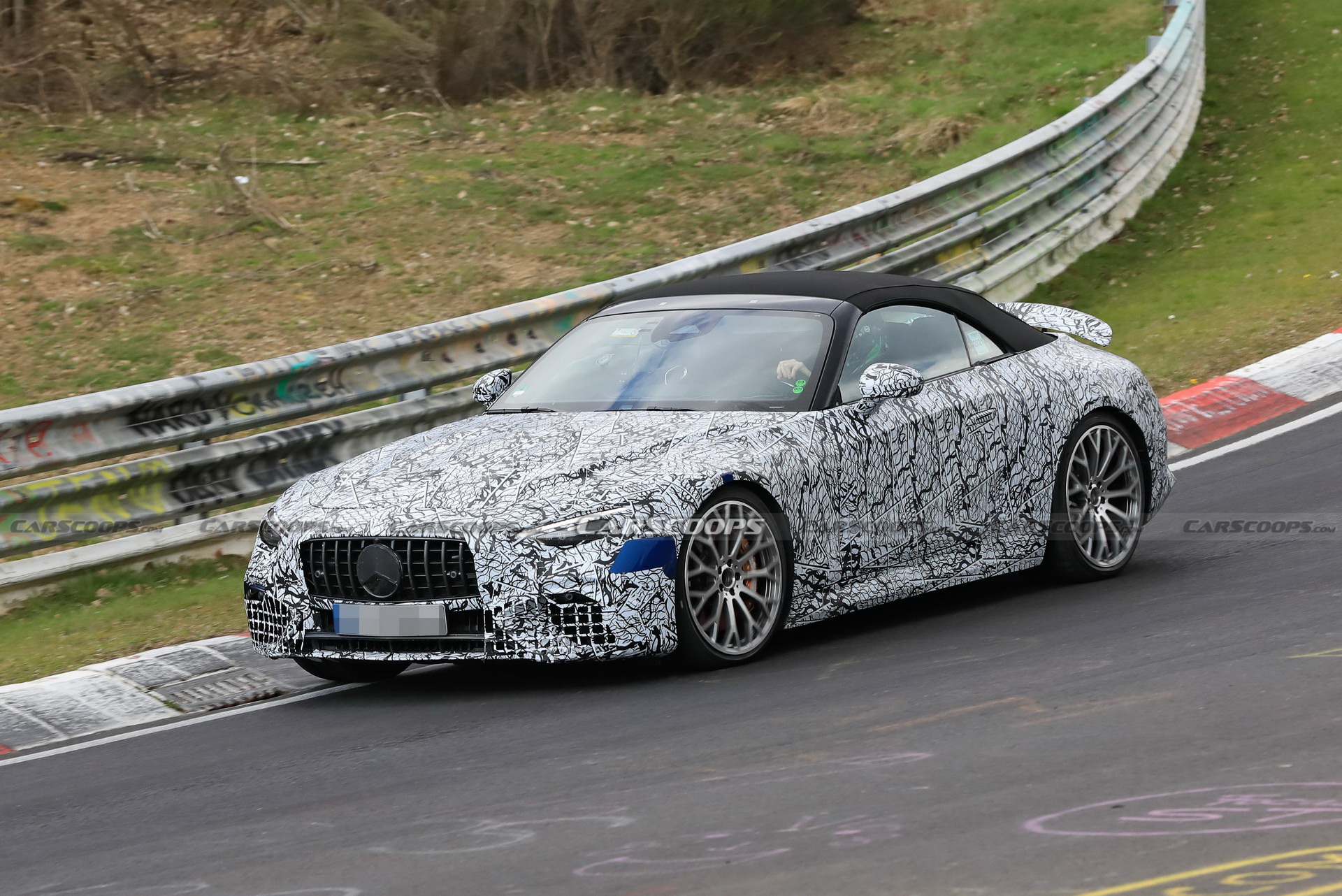 2022 Mercedes-AMG SL Reveals All-New Composite Aluminum Bodyshell
