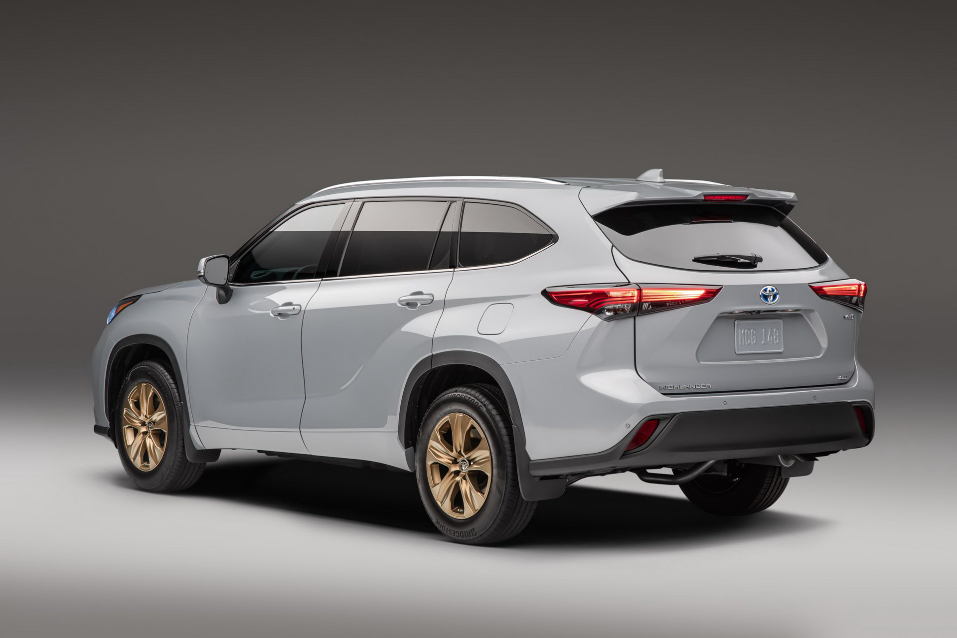 2022 Toyota Highlander Goes For Bronze With New Special Edition