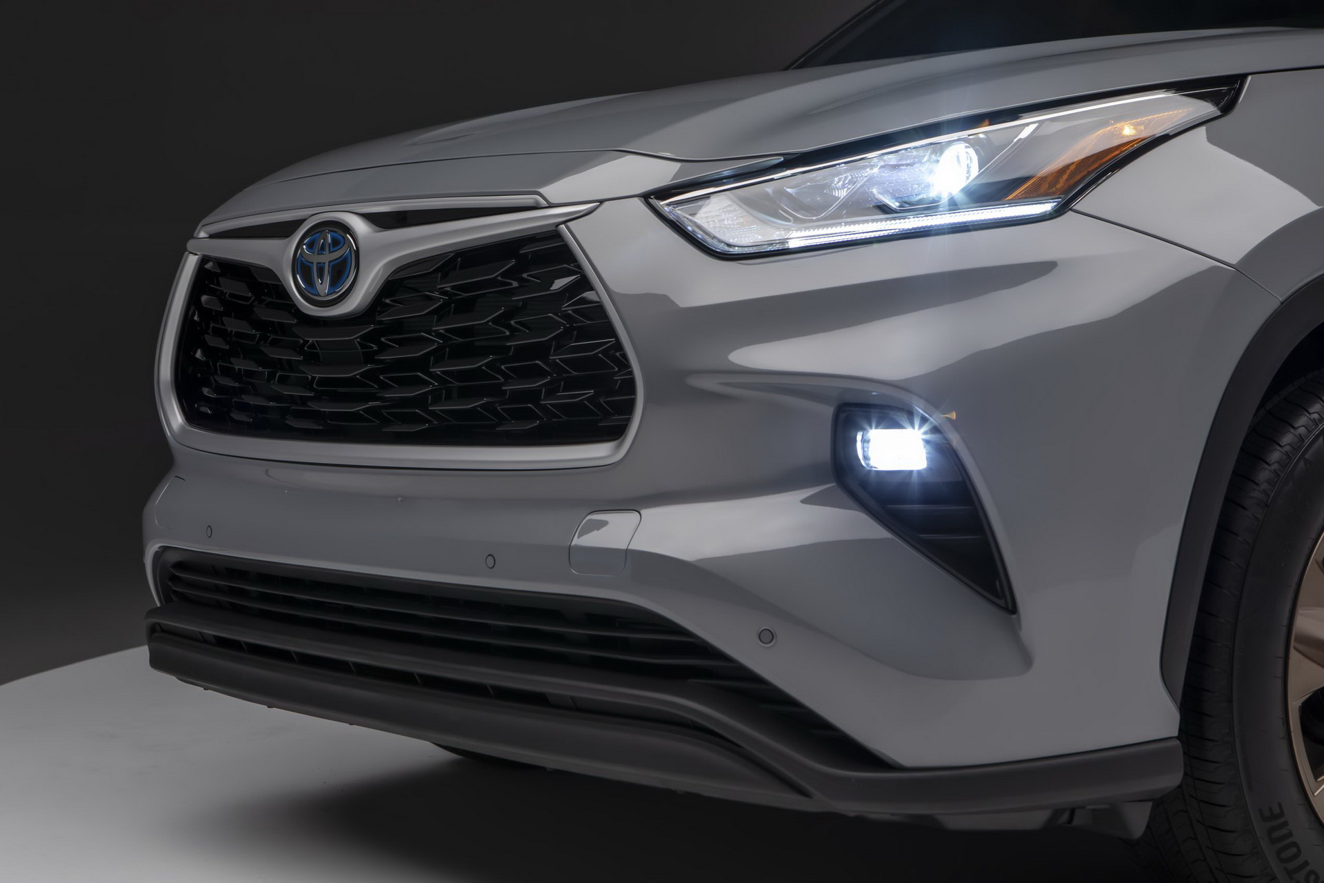 2022 Toyota Highlander Goes For Bronze With New Special Edition