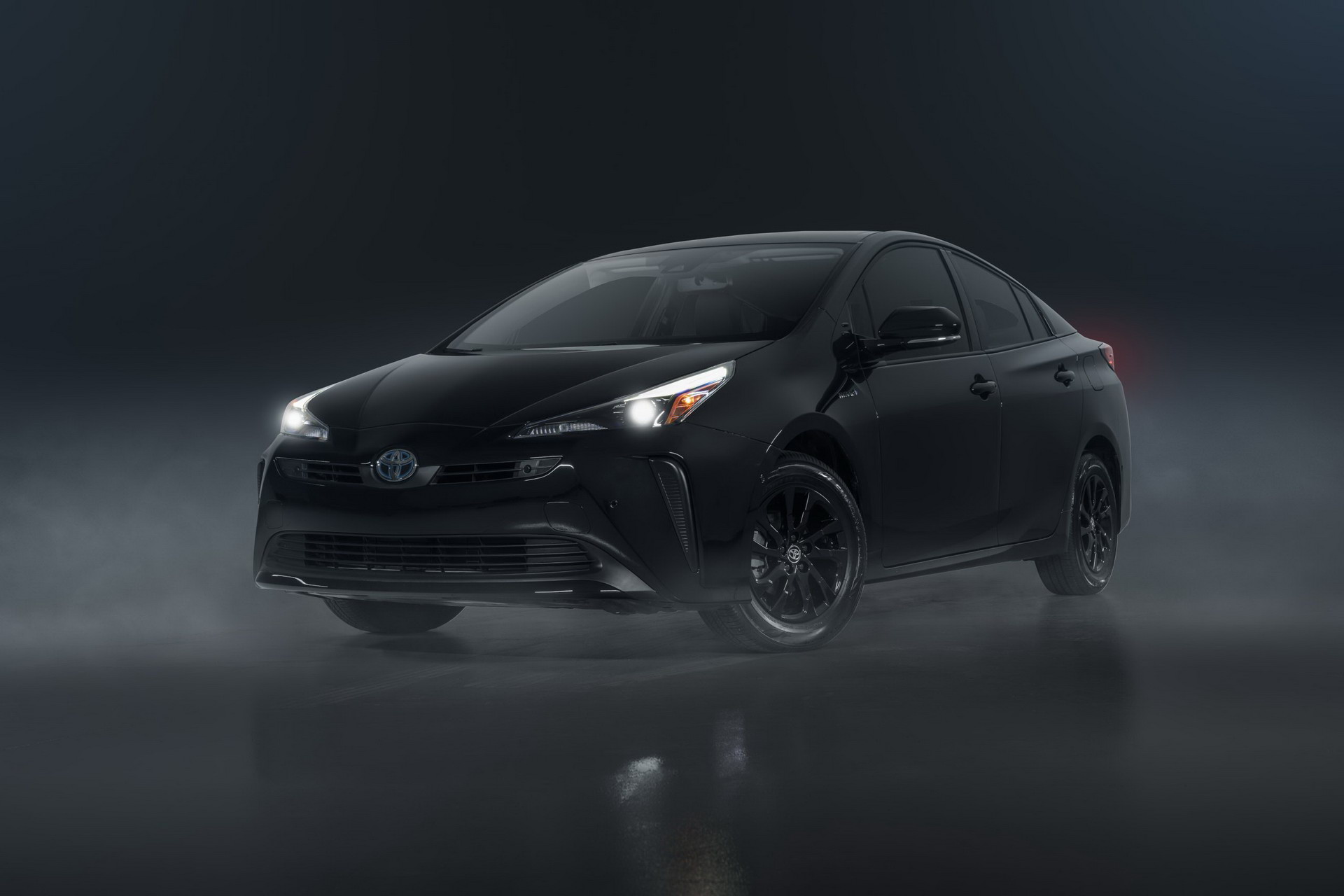 2022 Toyota Prius Gets A Dark Styling Package With New Nightshade Edition